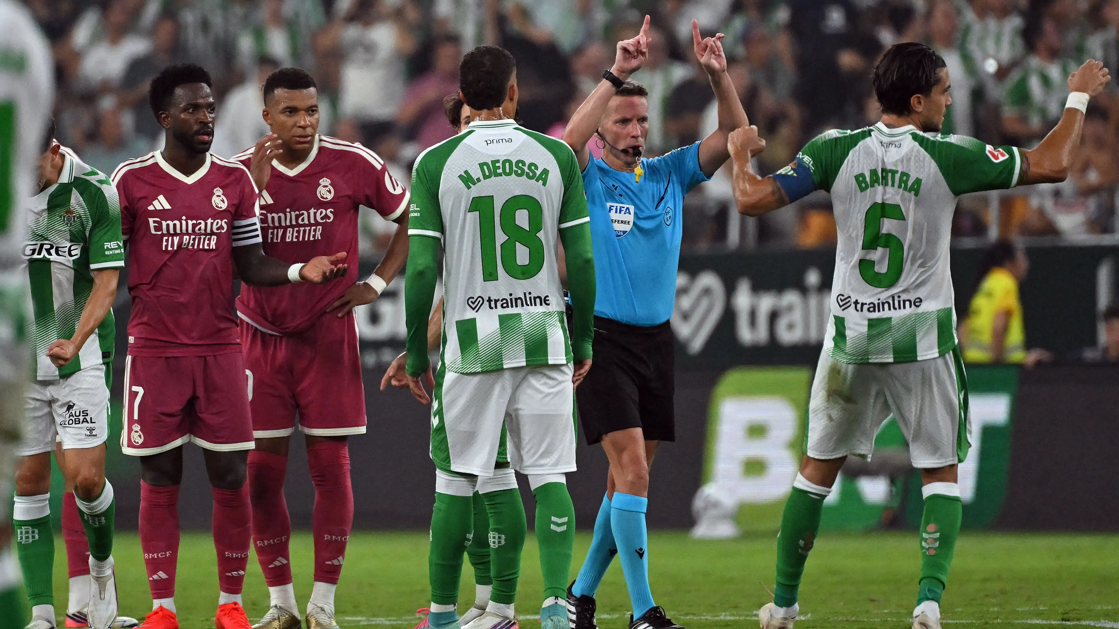 Teknologi La Liga akhiri perdebatan seputar gol Real Madrid yang dianulir