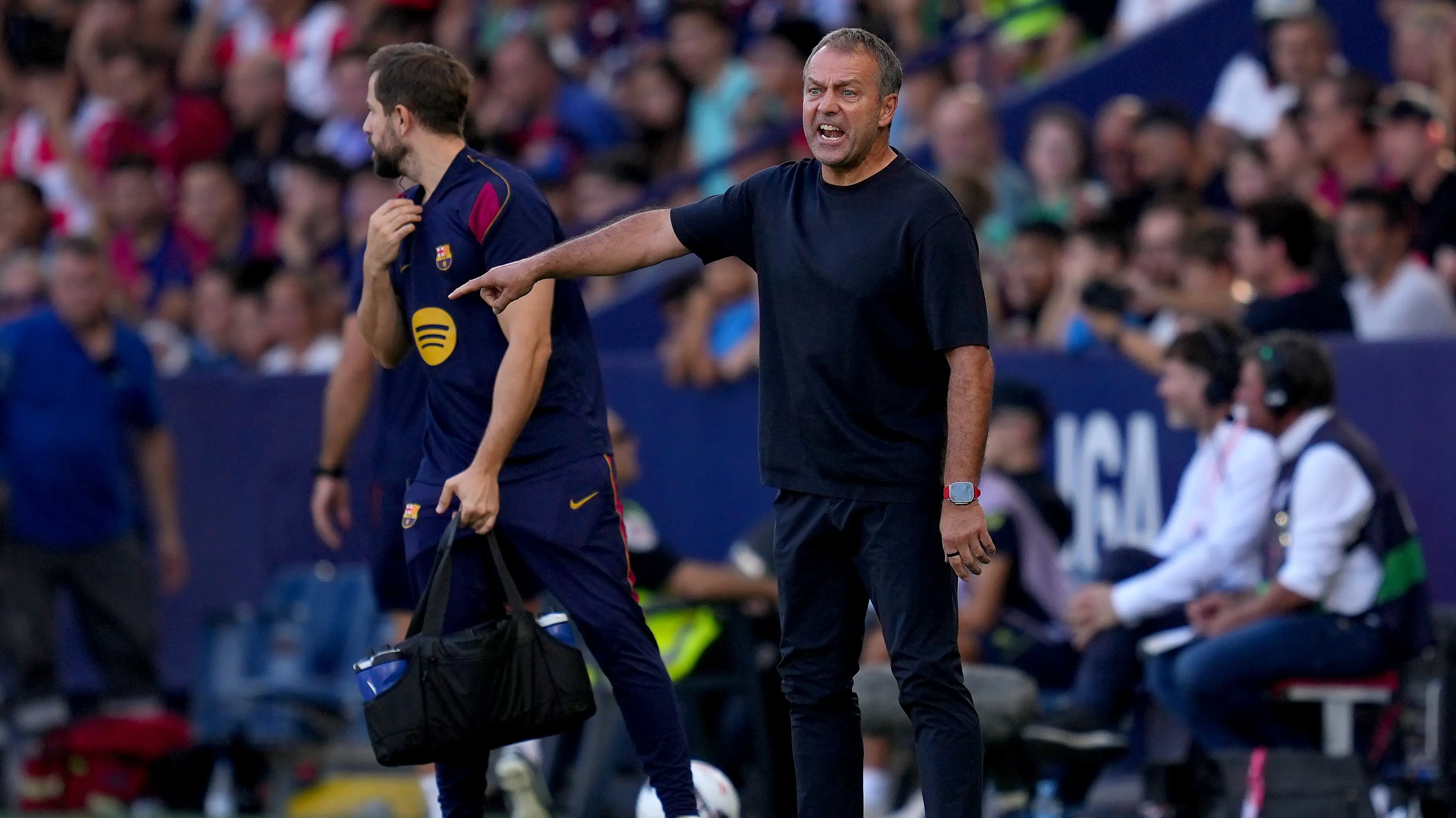Mimpi buruk tak berujung: Flick menempatkan bintang Barcelona dalam posisi sulit