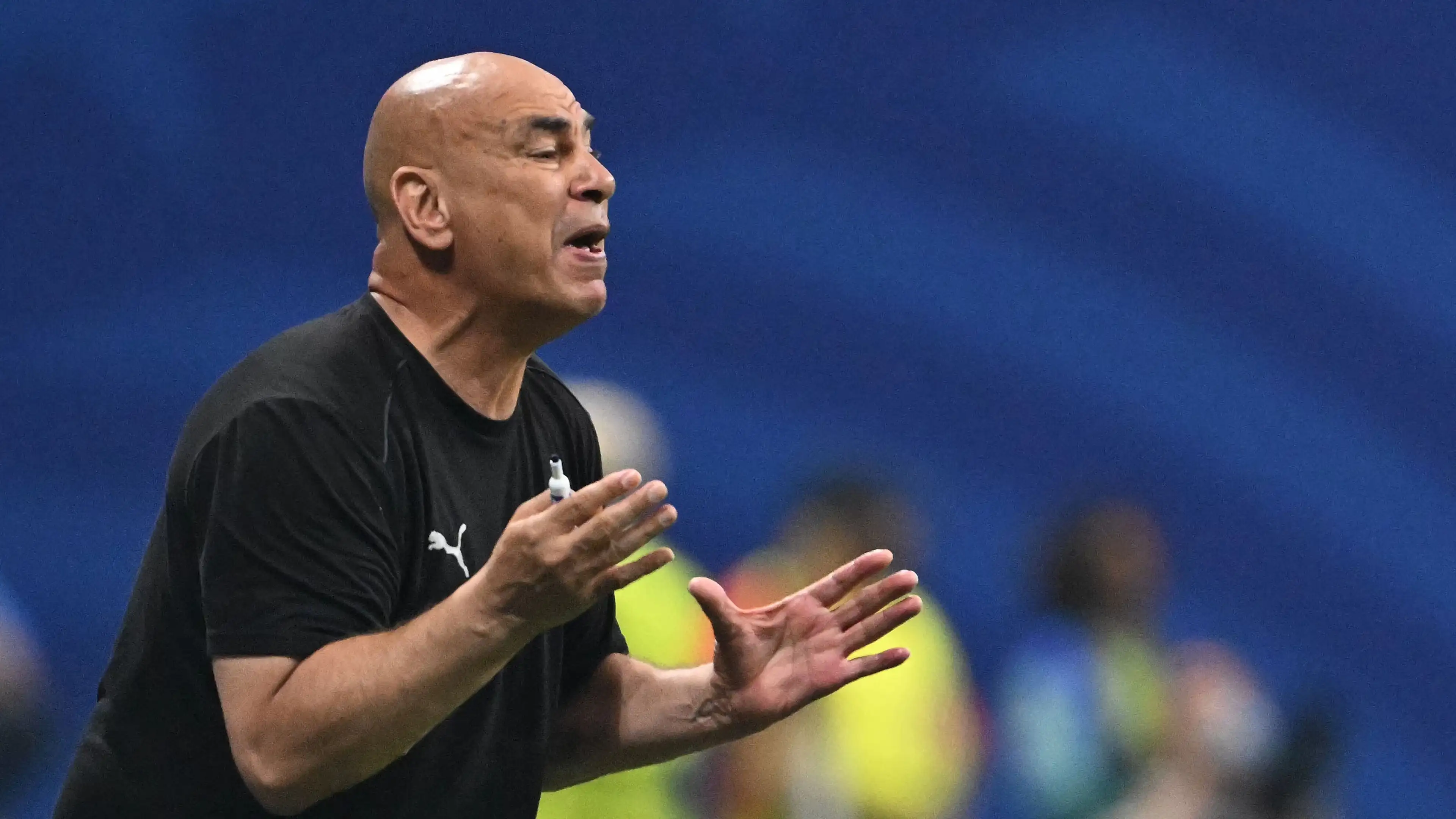 Al Ahly meningkatkan tekanan terhadap Hossam Hassan lewat pernyataan berapi-api: Kami kini menunggu tanggapan atas "pelanggaran"