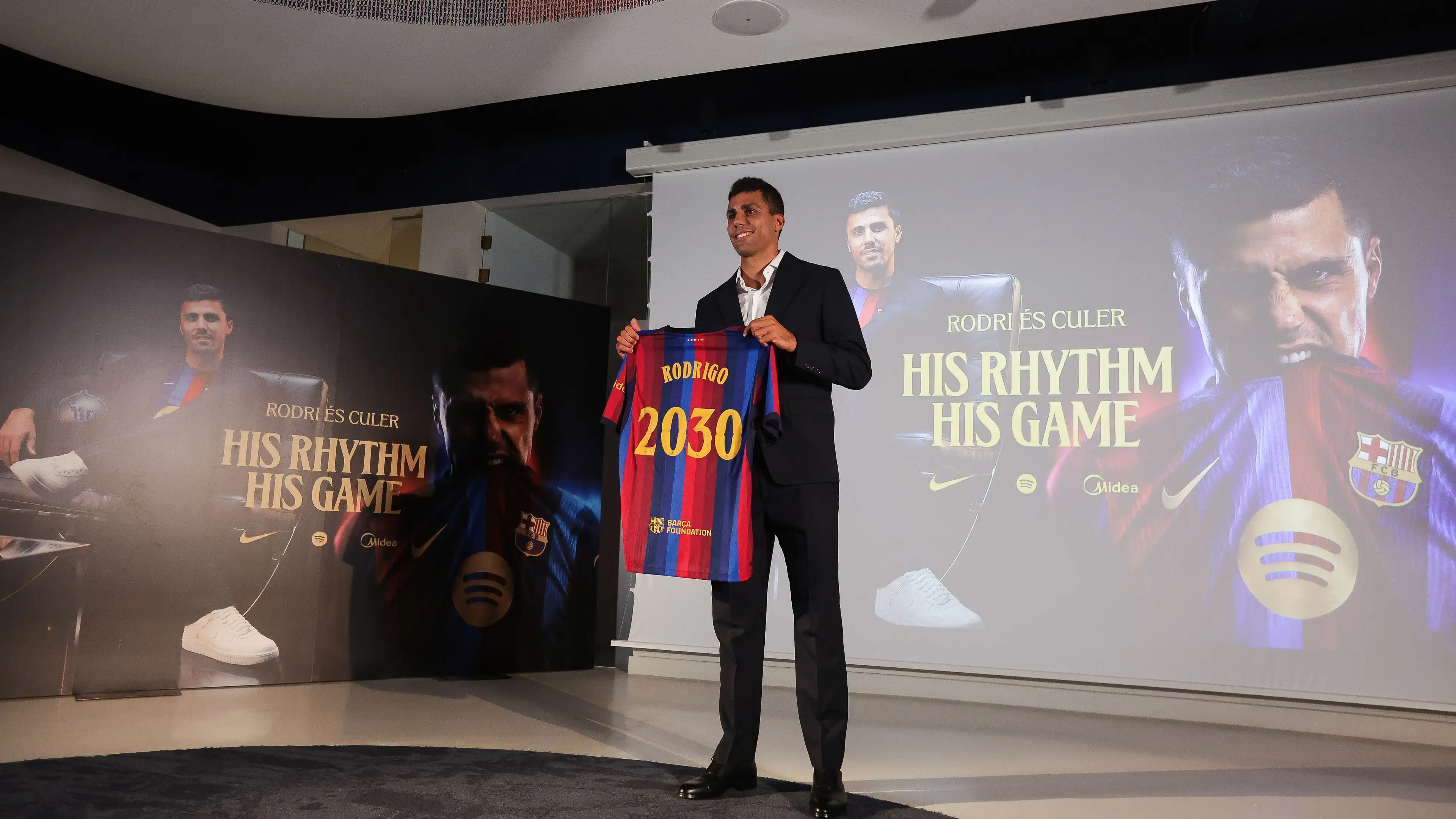 Rodri diuntungkan dari kepergian Ferran Torres dari Barcelona