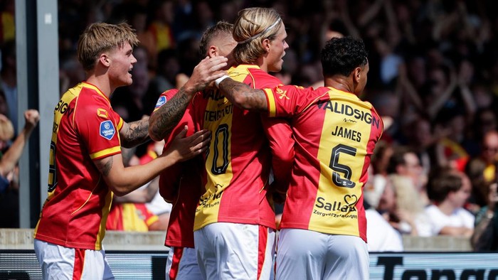 Go Ahead Eagles Vs ADO Den Haag: Dean James Assist, Timnya Menang 3-1