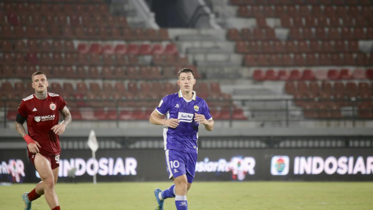 Persib Bandung Singkirkan Persija, Mariano Peralta Debut Meski Belum 100 Persen