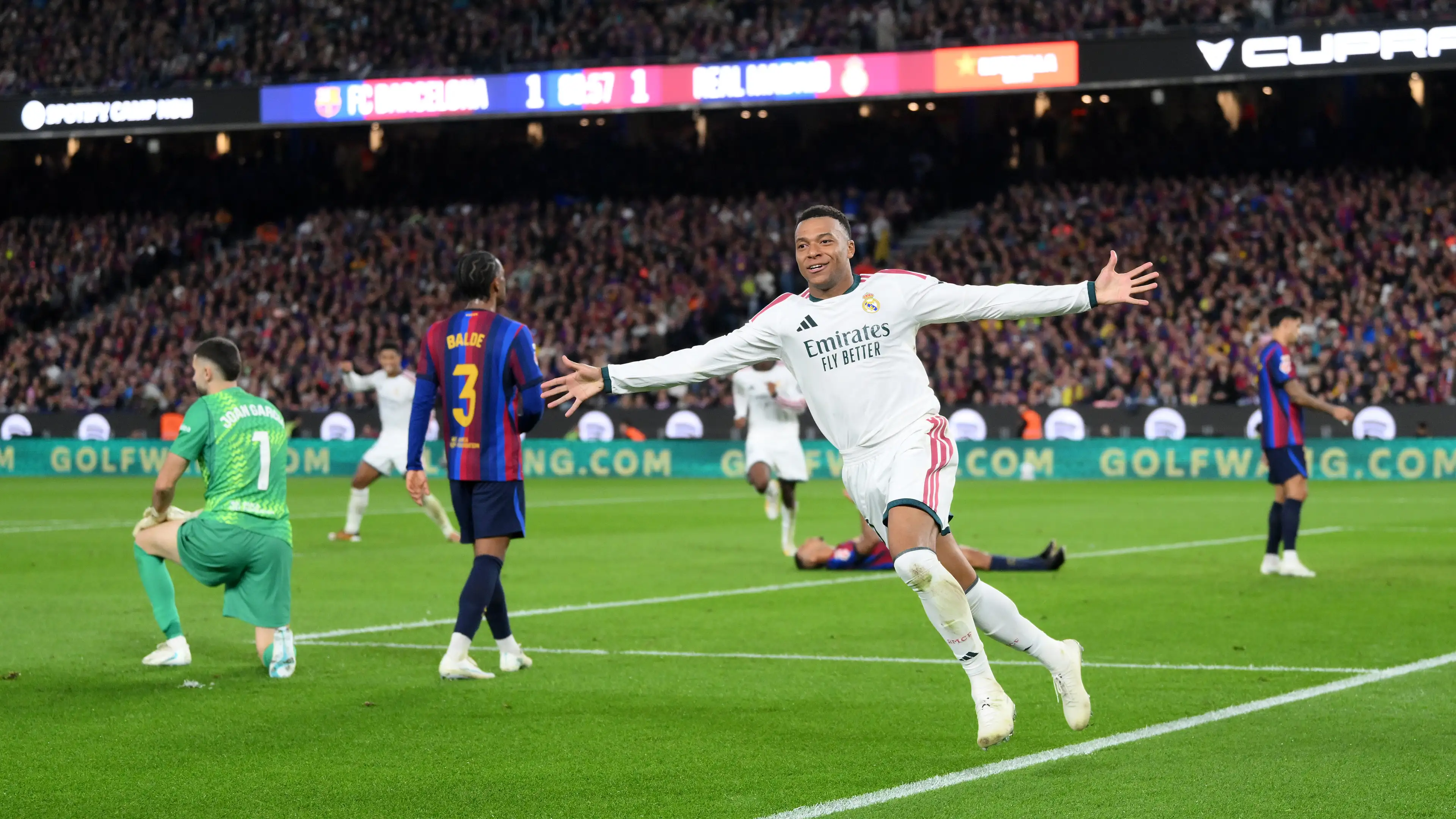 Lewat kemenangan ke-17, mampukah Real Madrid memutus kebersamaannya dengan Barcelona?