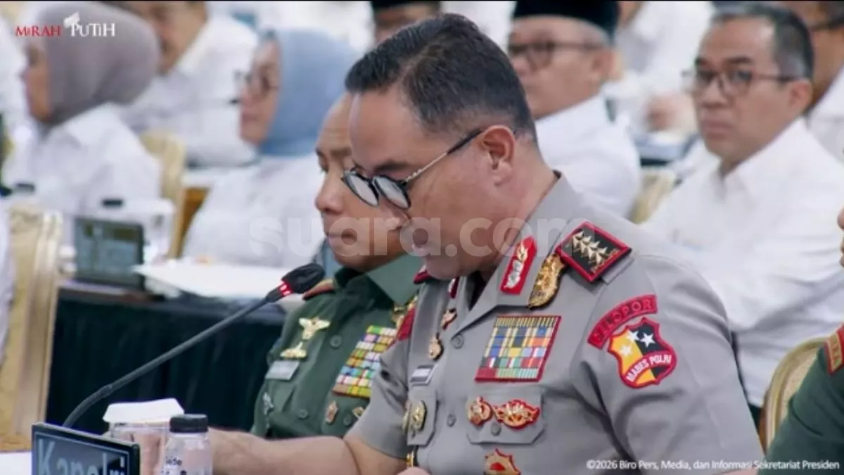 Diam-Diam Bertemu Kapolri, Erick Thohir Bahas Langkah Tegas soal Kekerasan Suporter