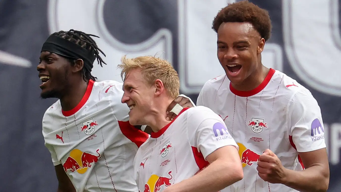 Bek Leipzig pilih Barcelona ketimbang Premier League