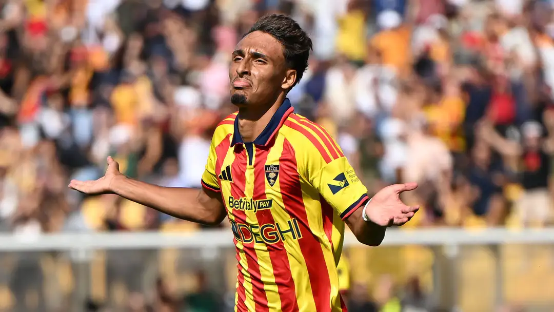 Everton dan Crystal Palace bersiaga saat Lecce bersiap meraup keuntungan dari penjualan bek yang mencuat di Serie A, Tiago Gabriel, pada Januari