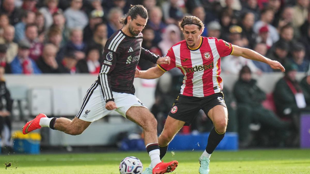Kemenangan Liverpool di Kandang Brentford Diwarnai Cedera Szoboszlai dan Frimpong