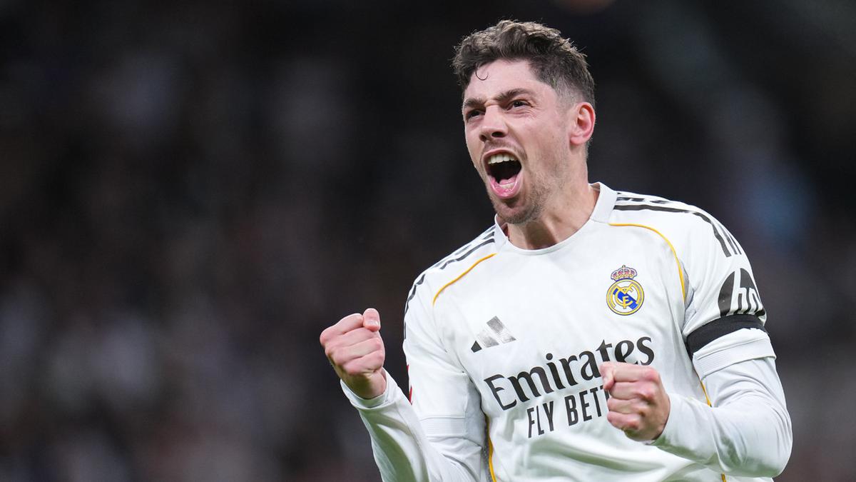 Jose Mourinho Permanenkan Federico Valverde jadi Deep-lying Midfielder