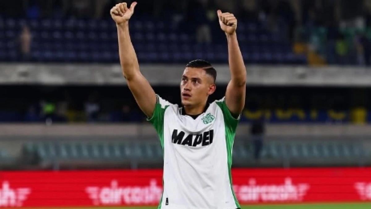 Sassuolo Terpuruk Tanpa Jay Idzes, Pertahanan Bobol 16 Gol dalam 8 Laga