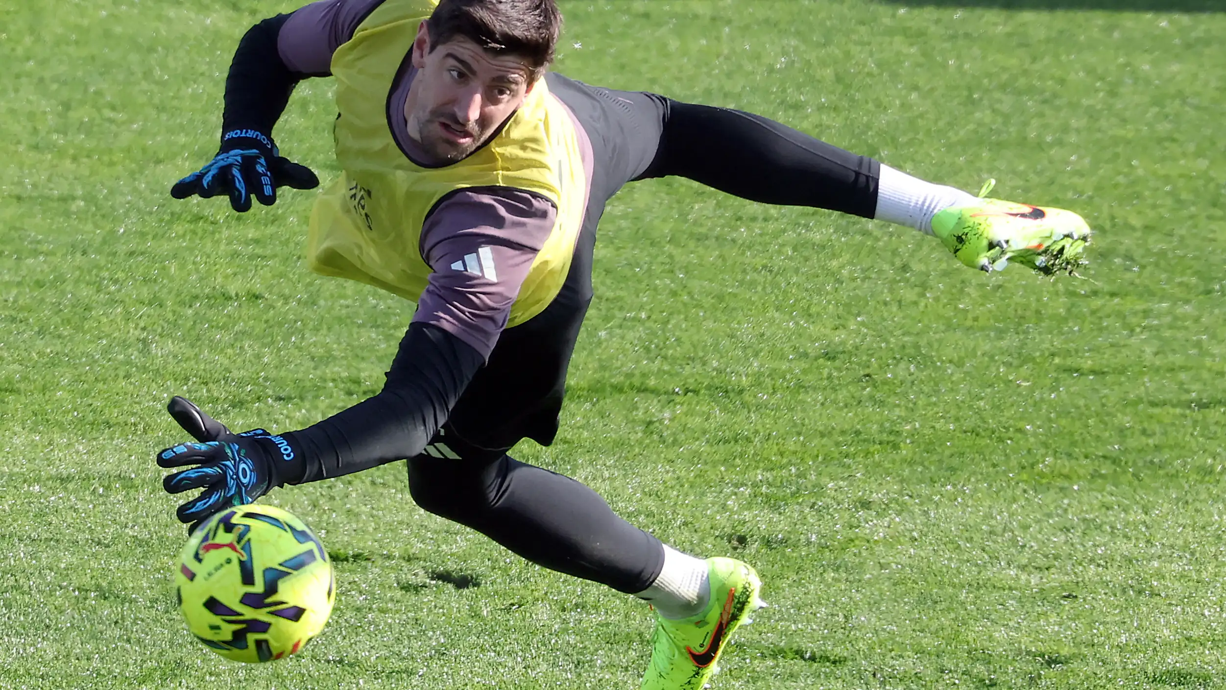 Courtois memimpin barisan pengucap perpisahan: nama besar meninggalkan Real Madrid