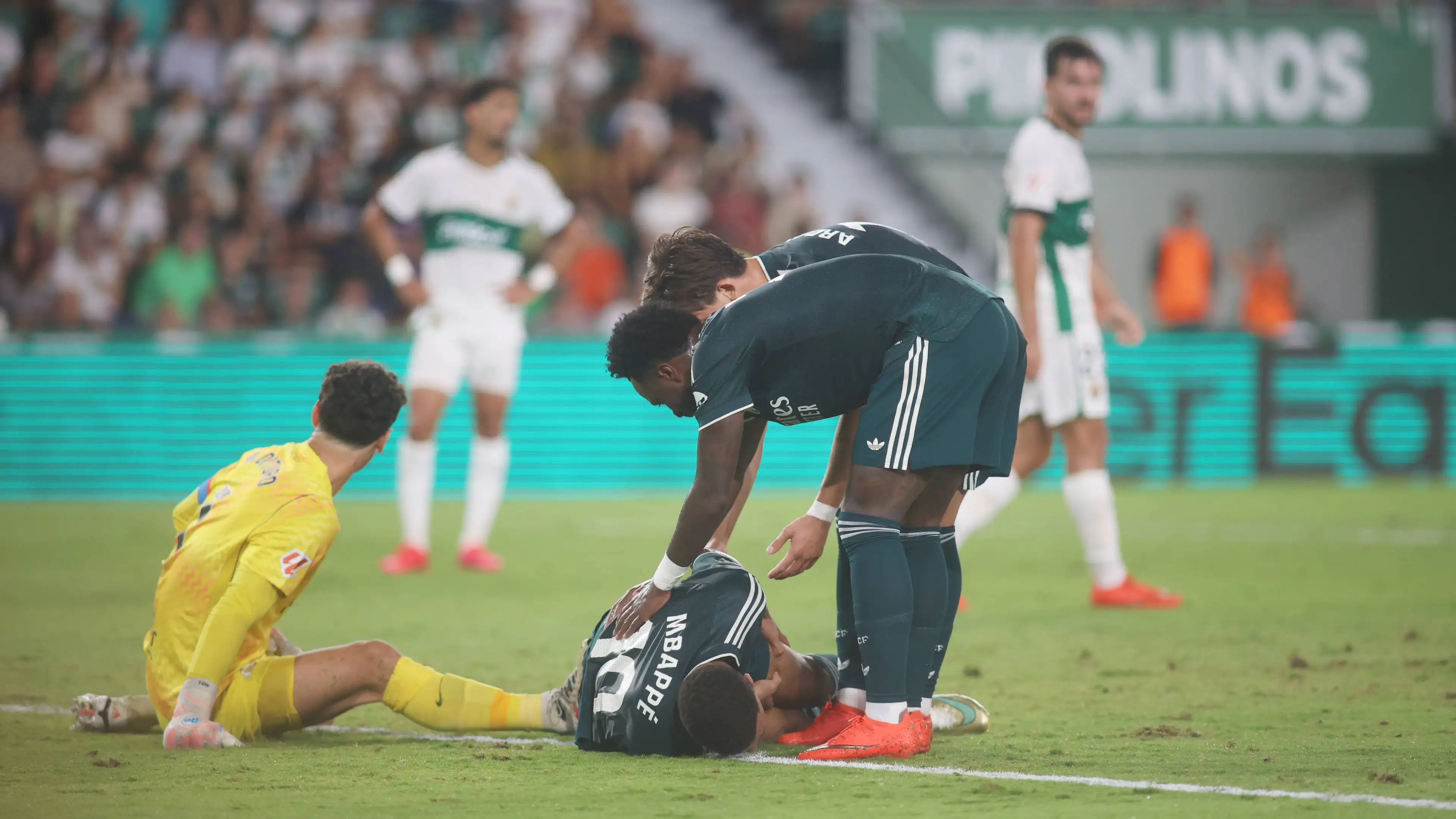 Usai kasus Zalzouli, Mbappe dan Vinicius picu kontroversi lewat jersey dukungan untuk Ceuta