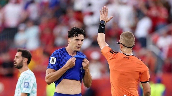 Man United Buru Striker Asal Kroasia