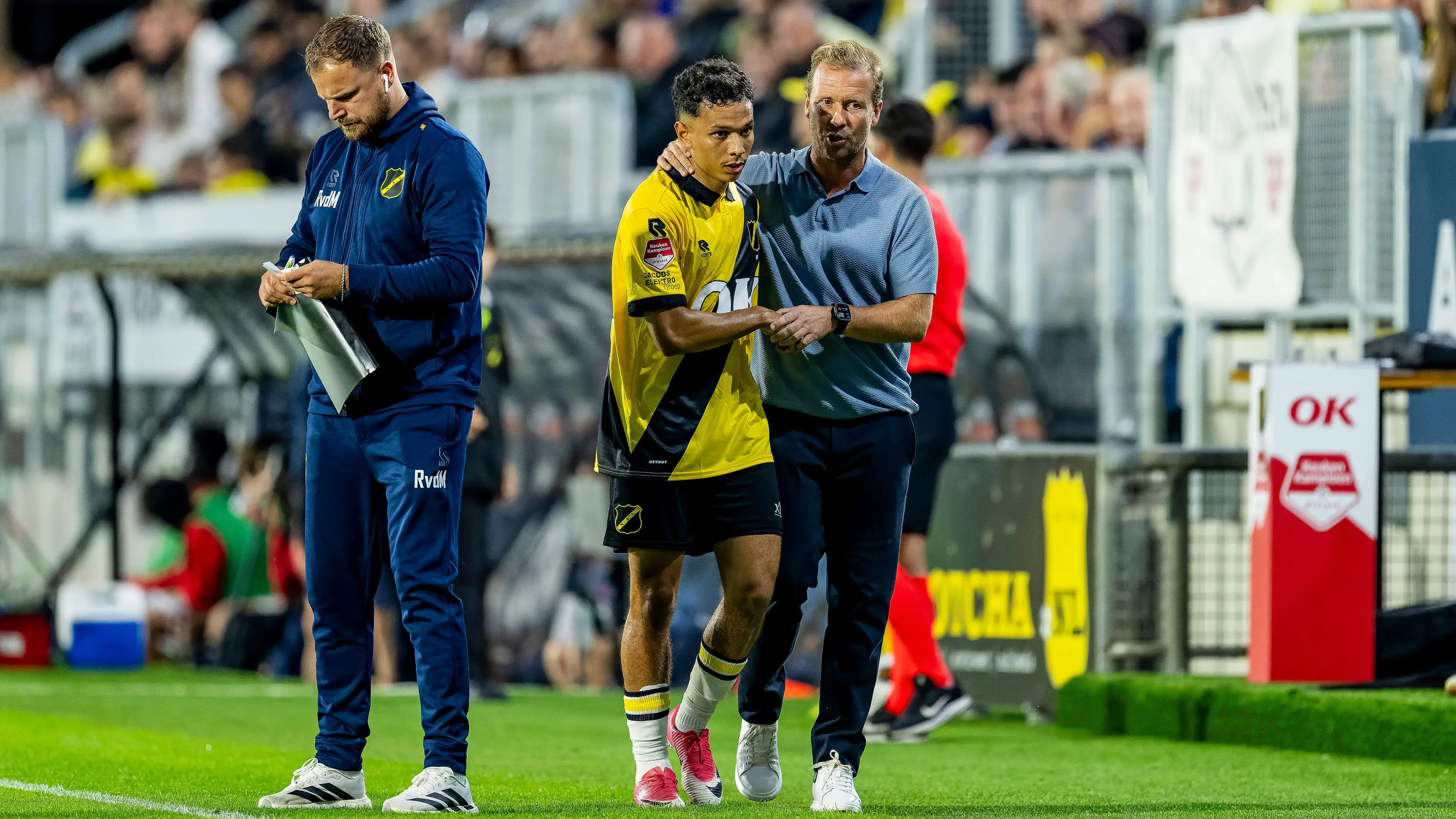 Rick Kruys menjalani debut yang dramatis sebagai pelatih NAC Breda; kemenangan pertama untuk De Graafschap