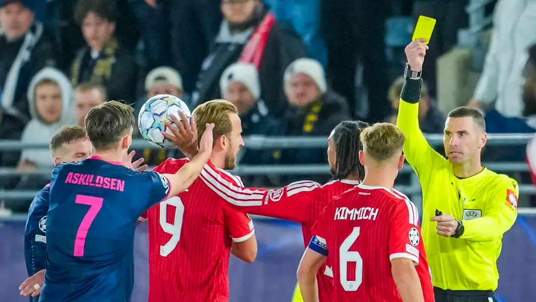 “Dia bertingkah seperti orang brengsek!” Direktur Bayern Munich Max Eberl kecam bintang Viking Zlatko Tripic setelah kejutan di Liga Champions