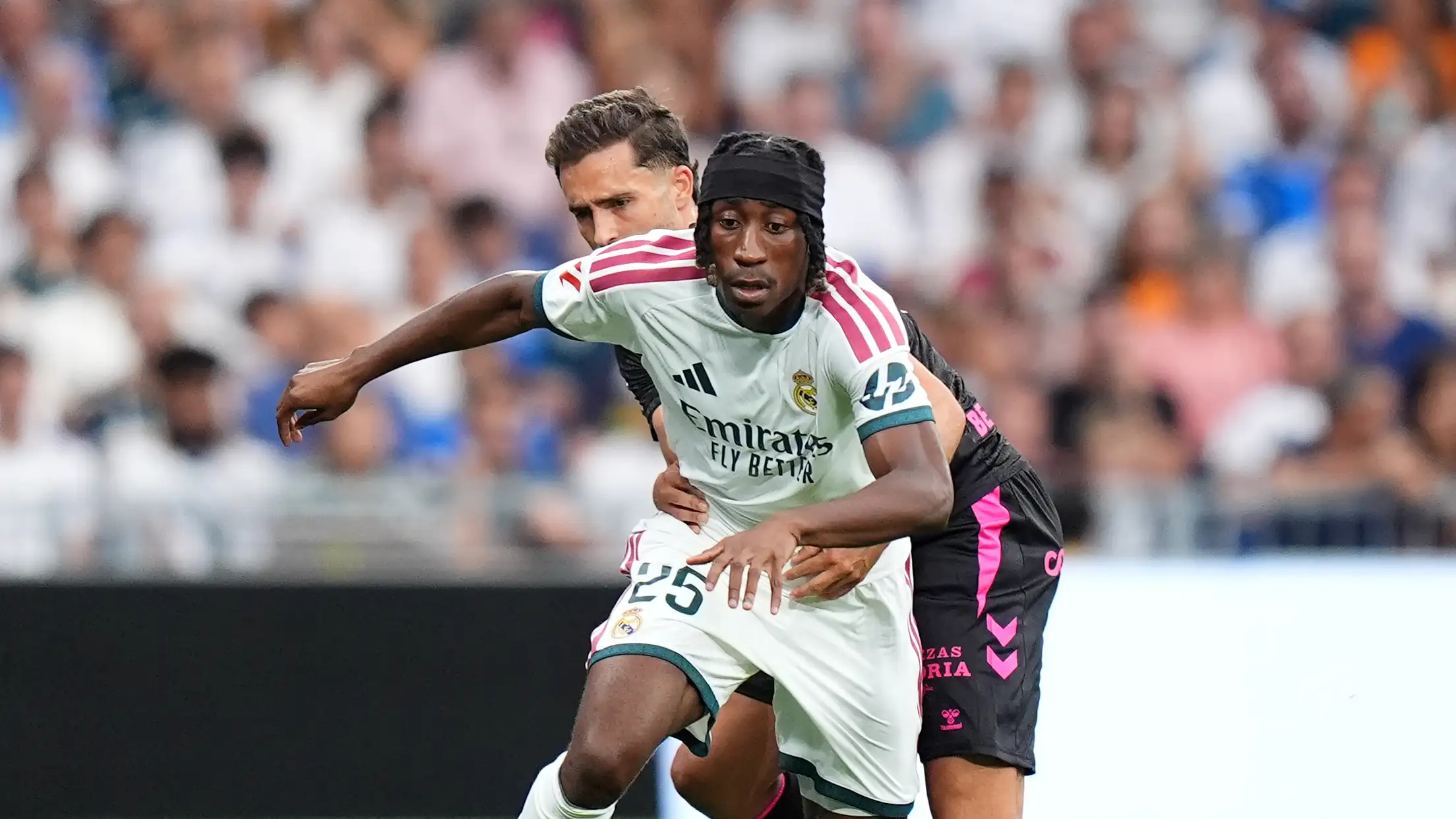 Selisih yang tak masuk akal: Real Madrid kalahkan Barcelona dan ungguli 17 klub sekaligus