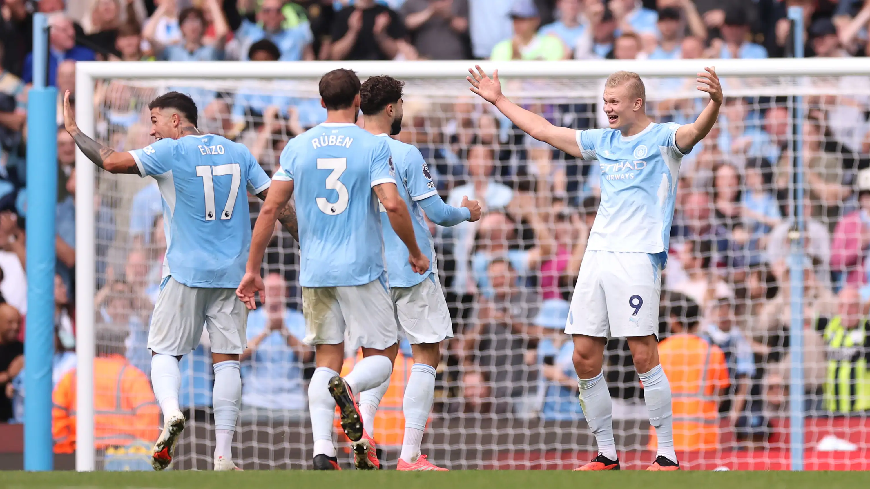 Video: Usai pesta gol, Manchester City terima hadiah Arsenal dan kuasai puncak Premier League sendirian