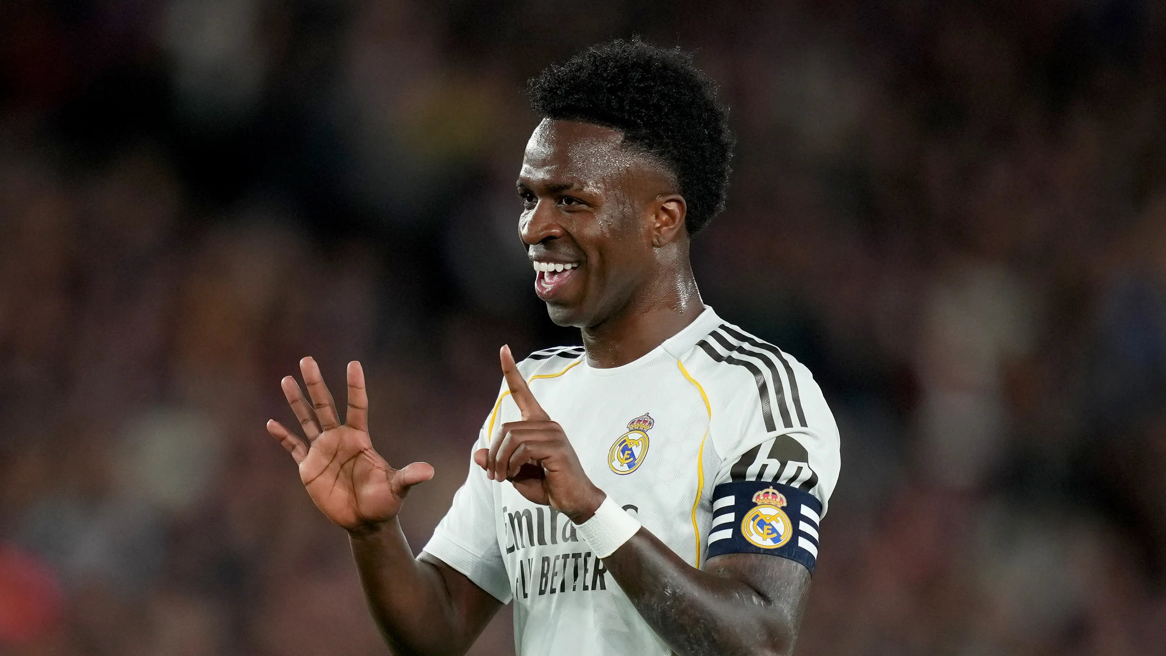 Tak Terekam Kamera: Vinicius Ungkap Rahasia Tersembunyi di Valdebebas