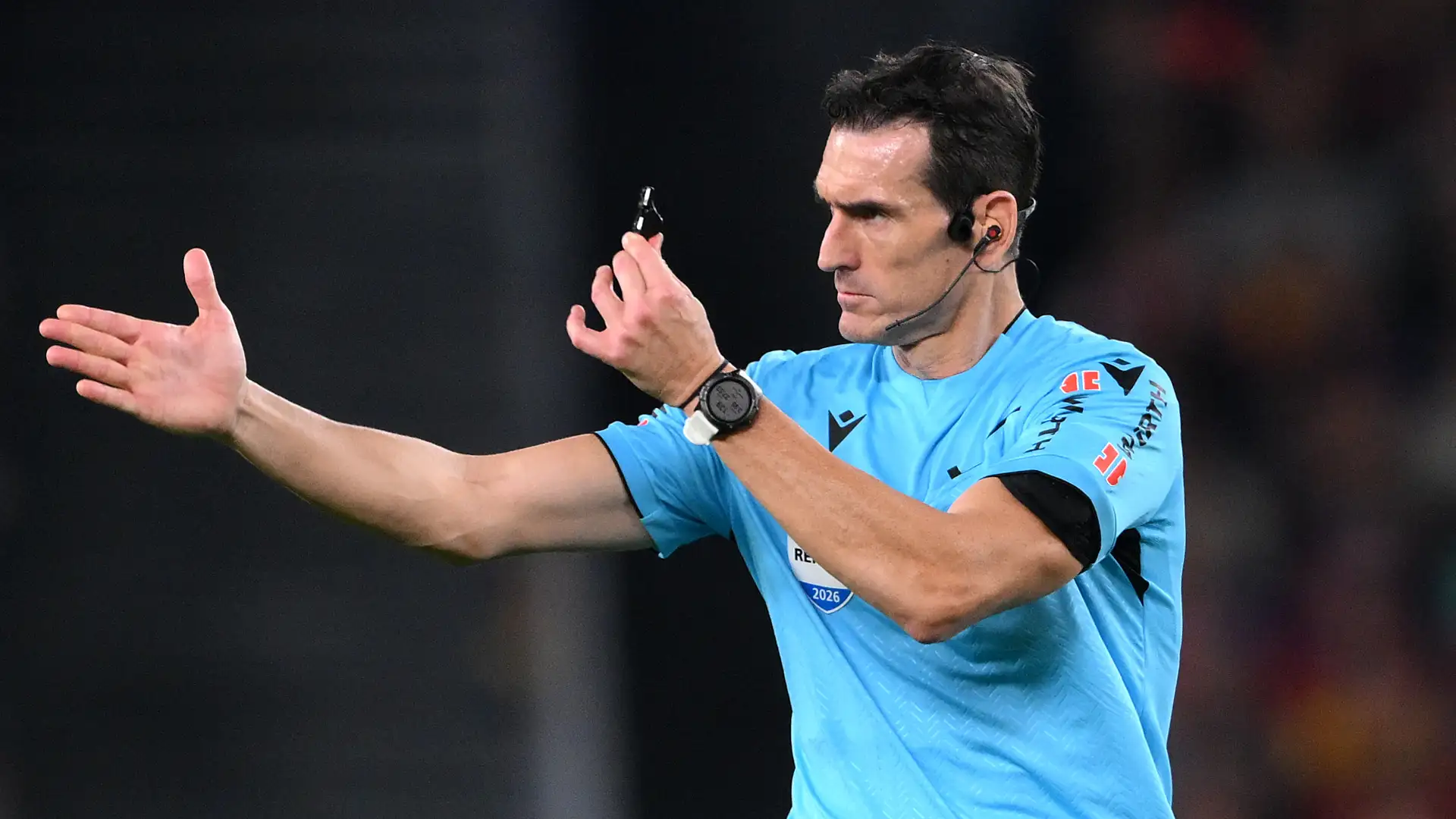 Apakah Dia Mengabaikan Penalti untuk Madrid? Penilaian Medioker untuk Wasit El Clasico