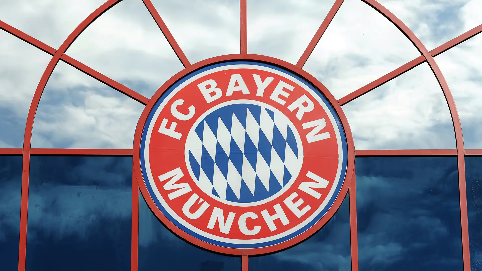 Kesepakatan 250 juta euro FC Bayern München masih jauh dari kenyataan?