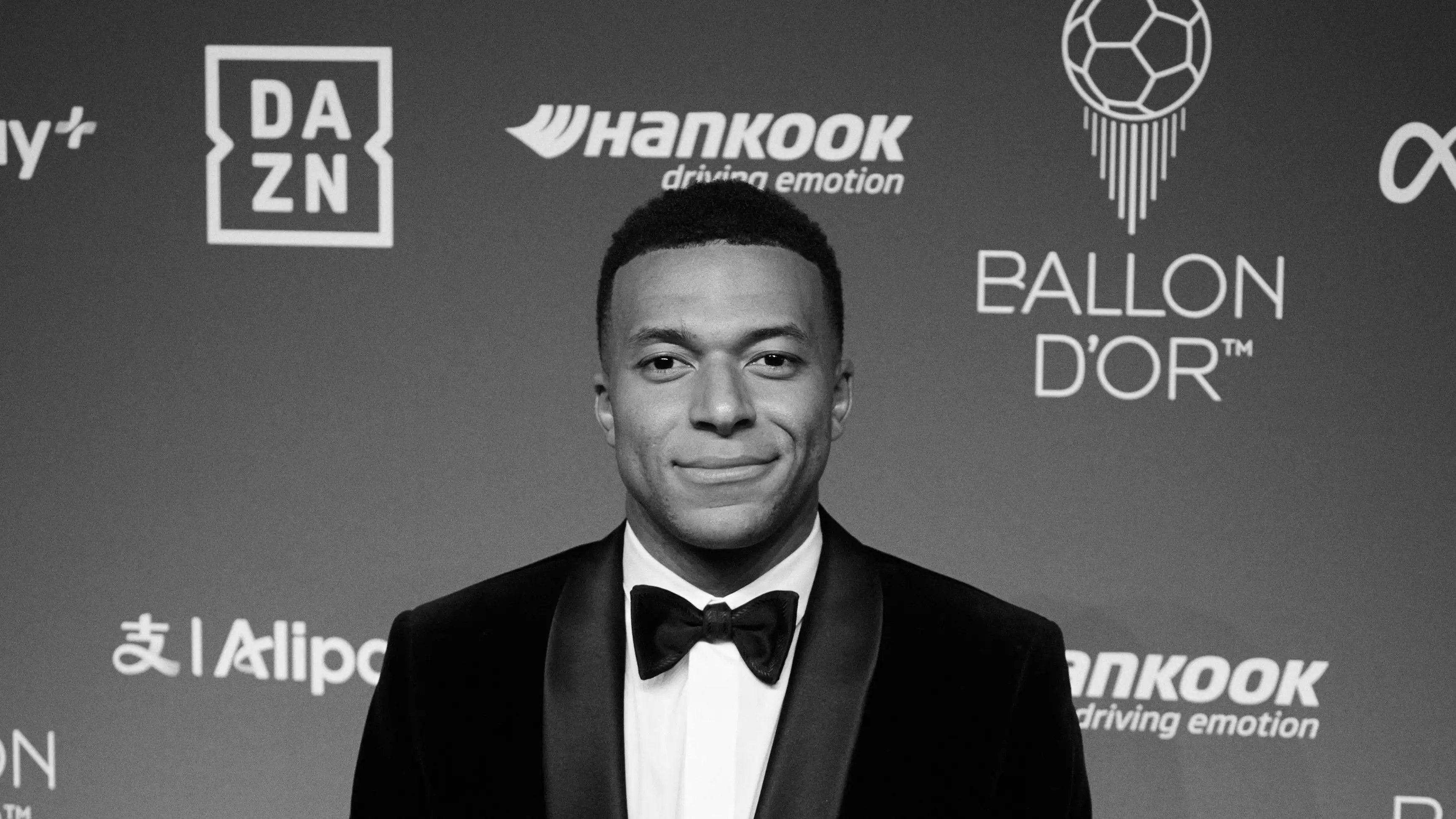 Setelah kejutan Ballon d'Or, eks kapten Prancis kirim pesan untuk Mbappe