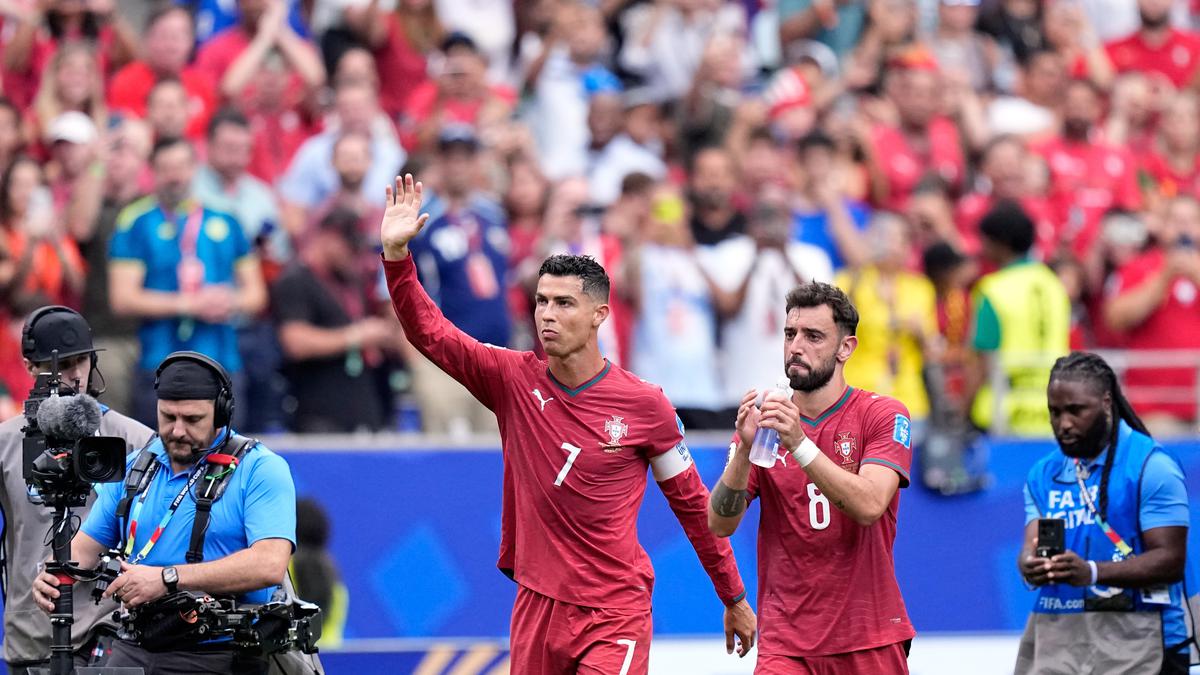 Bruno Fernandes: Cristiano Ronaldo Akan Selalu Jadi Simbol Terbesar Portugal