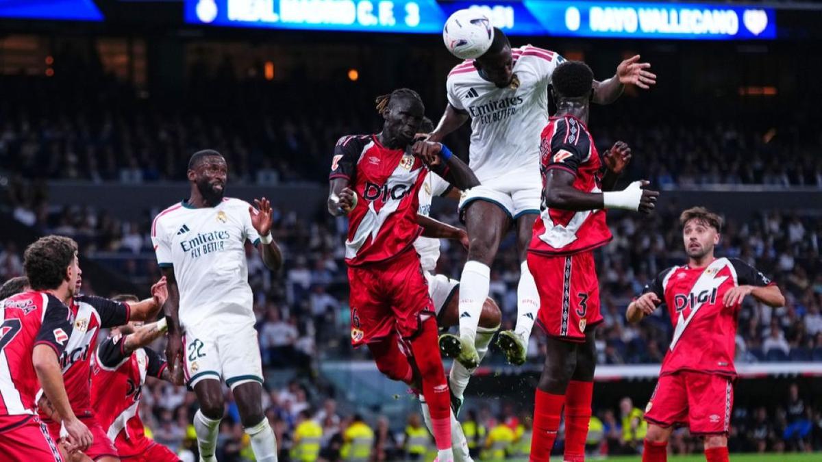 Bek Real Madrid Ibrahima Konate Cedera Saat Bela Prancis
