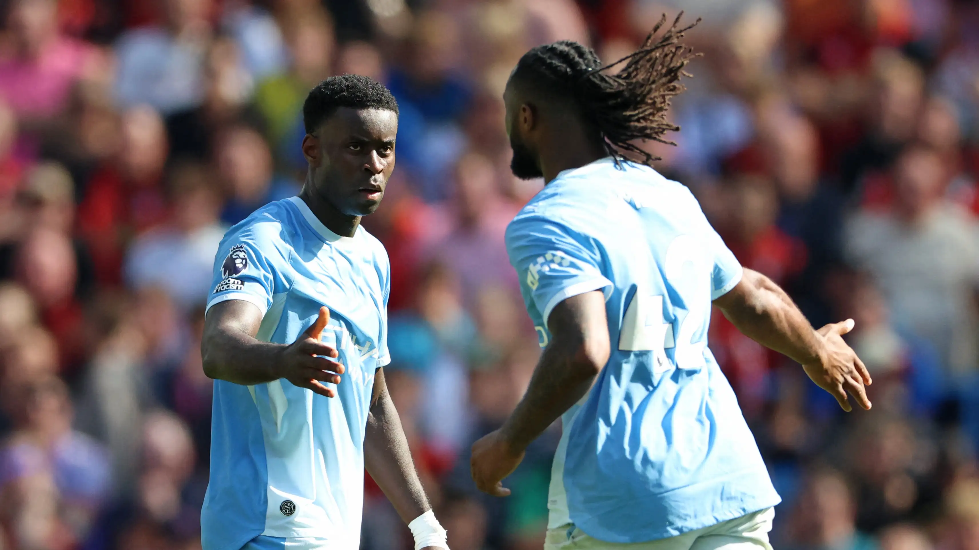 Manchester City lolos pada masa injury time dari awal musim yang dramatis