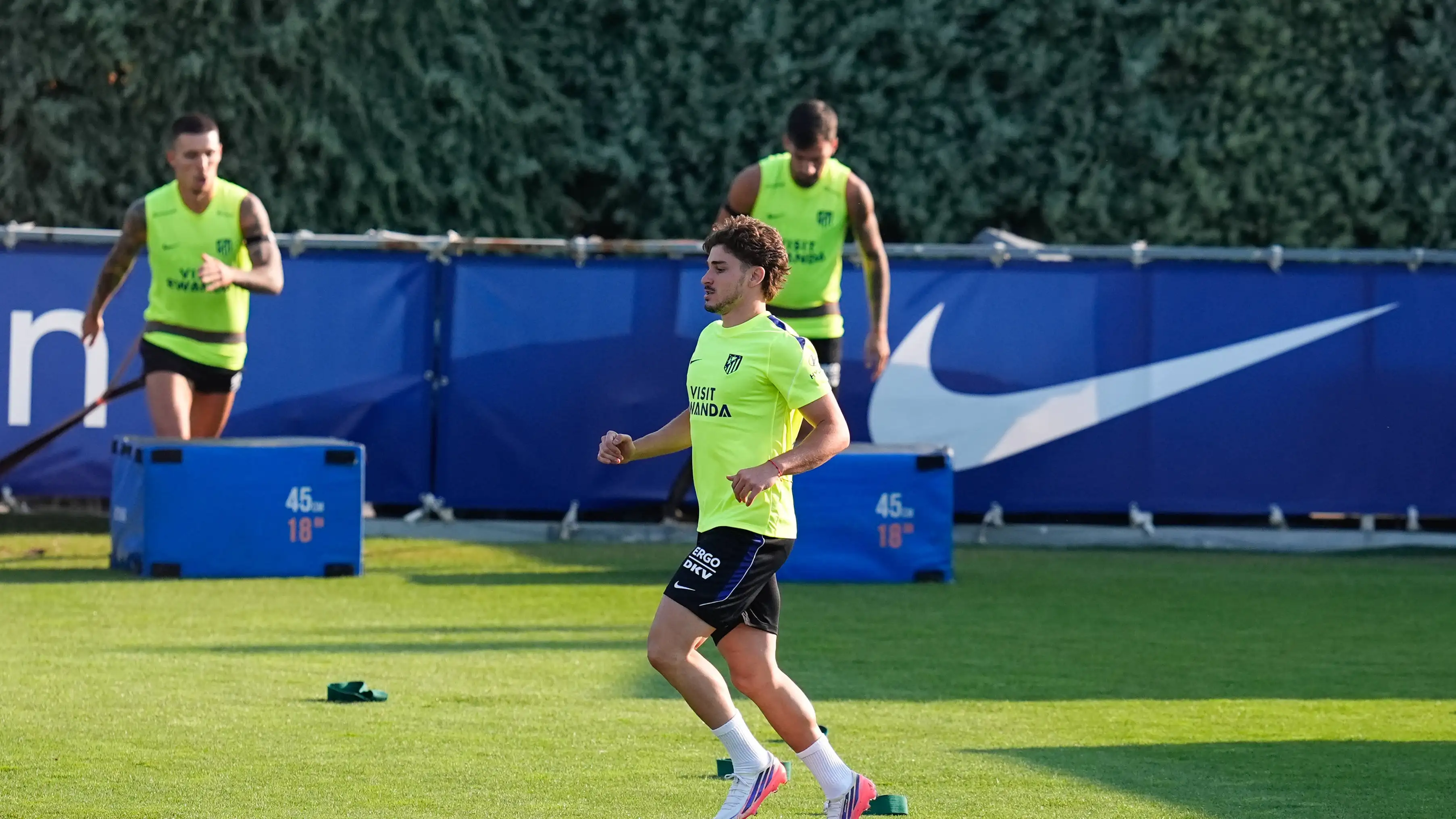 Atletico Madrid Buka Suara: Kejutan Baru soal Masa Depan Alvarez