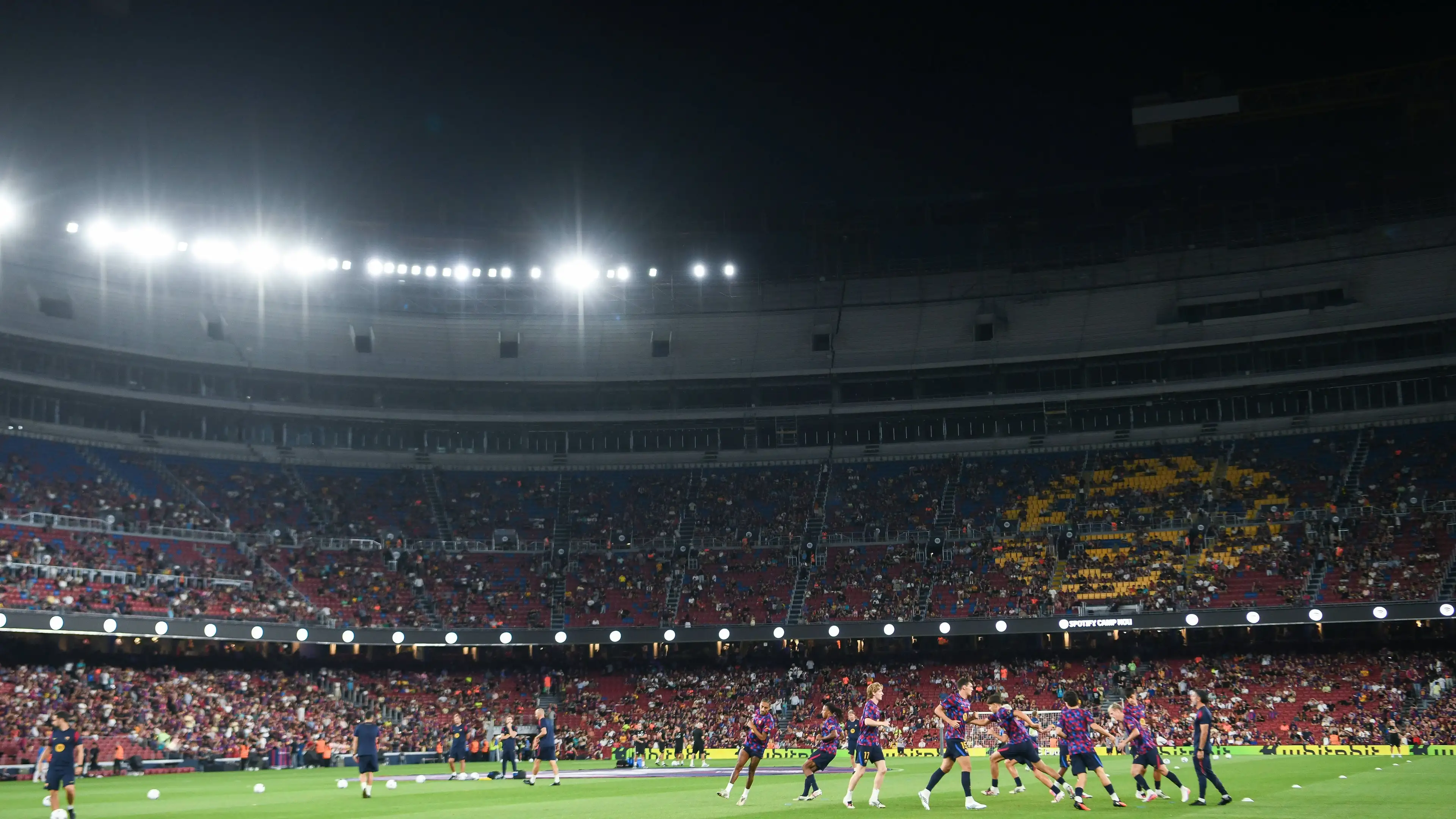 FC Barcelona mengambil langkah tegas untuk duel Liga Champions melawan Feyenoord
