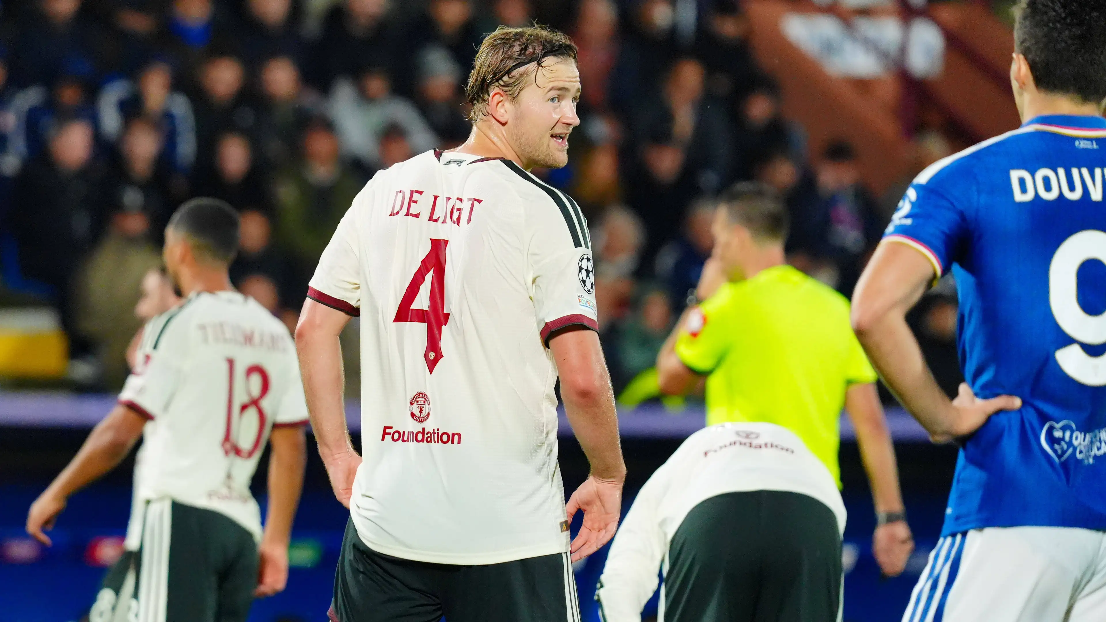 Media Inggris Beri Matthijs de Ligt Nilai yang Sama Saat Kembali Tampil untuk Manchester United