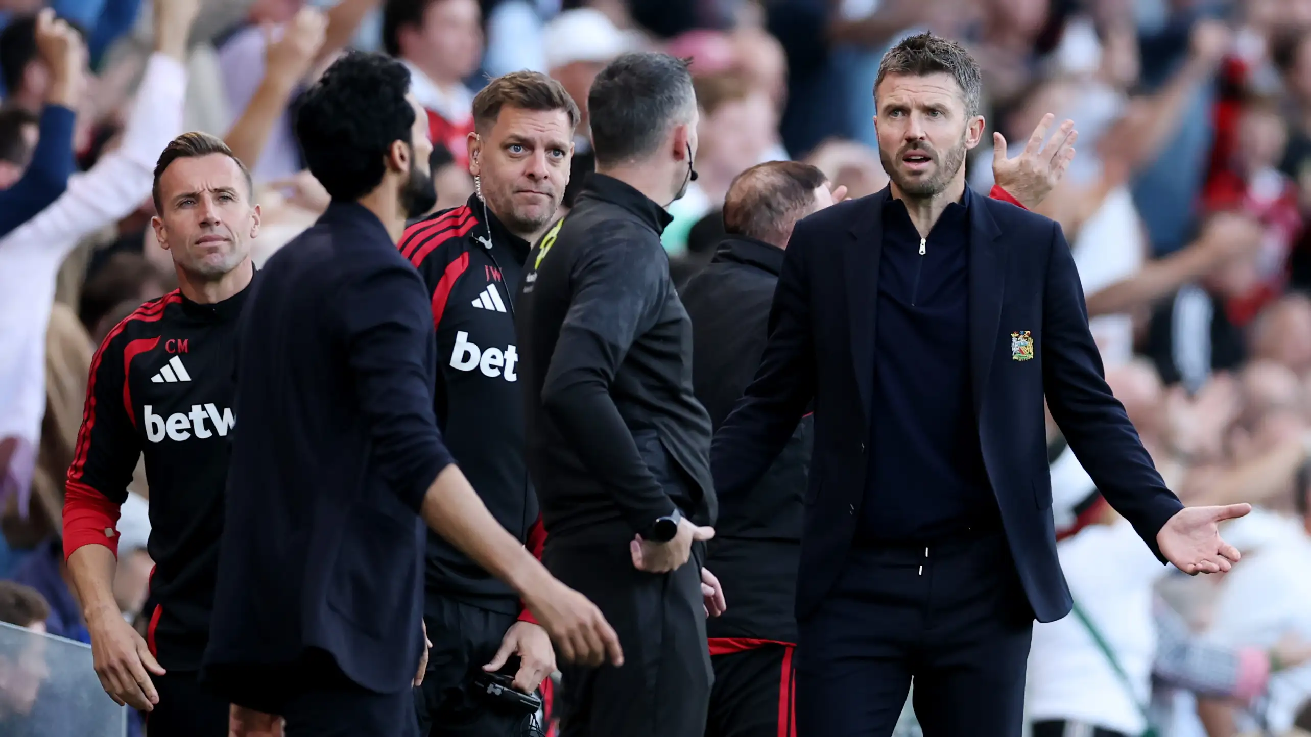 Bencana total Carrick: 10 keputusan bunuh diri yang mendorong United memecat legendanya hanya setelah 30 hari