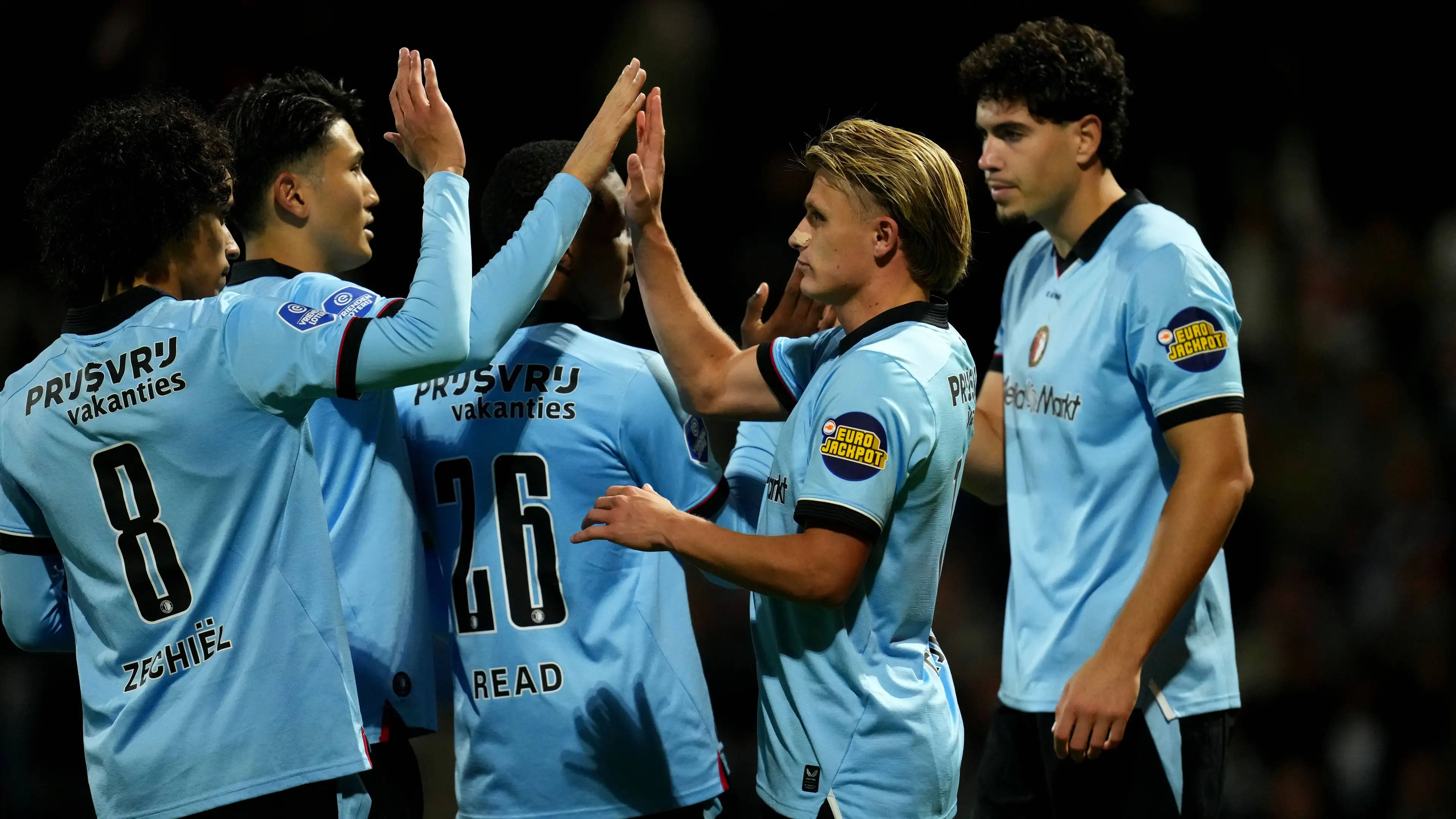 Seorang pemain Feyenoord dipuji usai kemenangan susah payah: "Luar biasa, sungguh pemain yang fantastis"