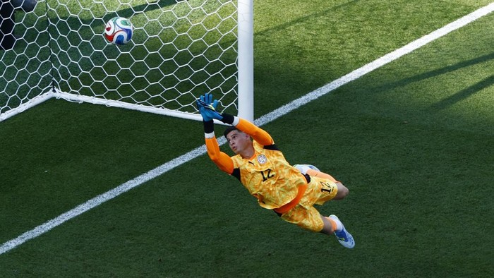 MU Sudah Tanya-tanya soal Kiper Paraguay Orlando Gill