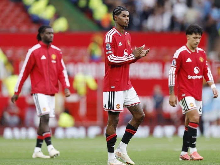 Start MU Era Carrick dan Amorim Sama, nih