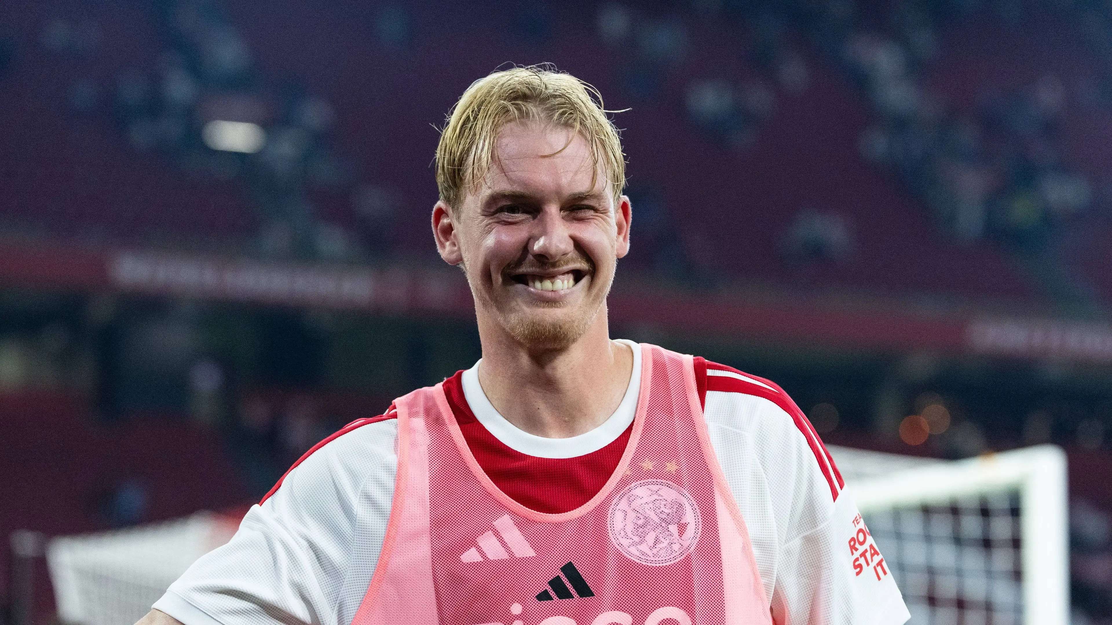 Julian Brandt sangat gembira dengan dua rekrutan baru di Ajax: "Dia sangat atletis, cepat, dan melompat tinggi"