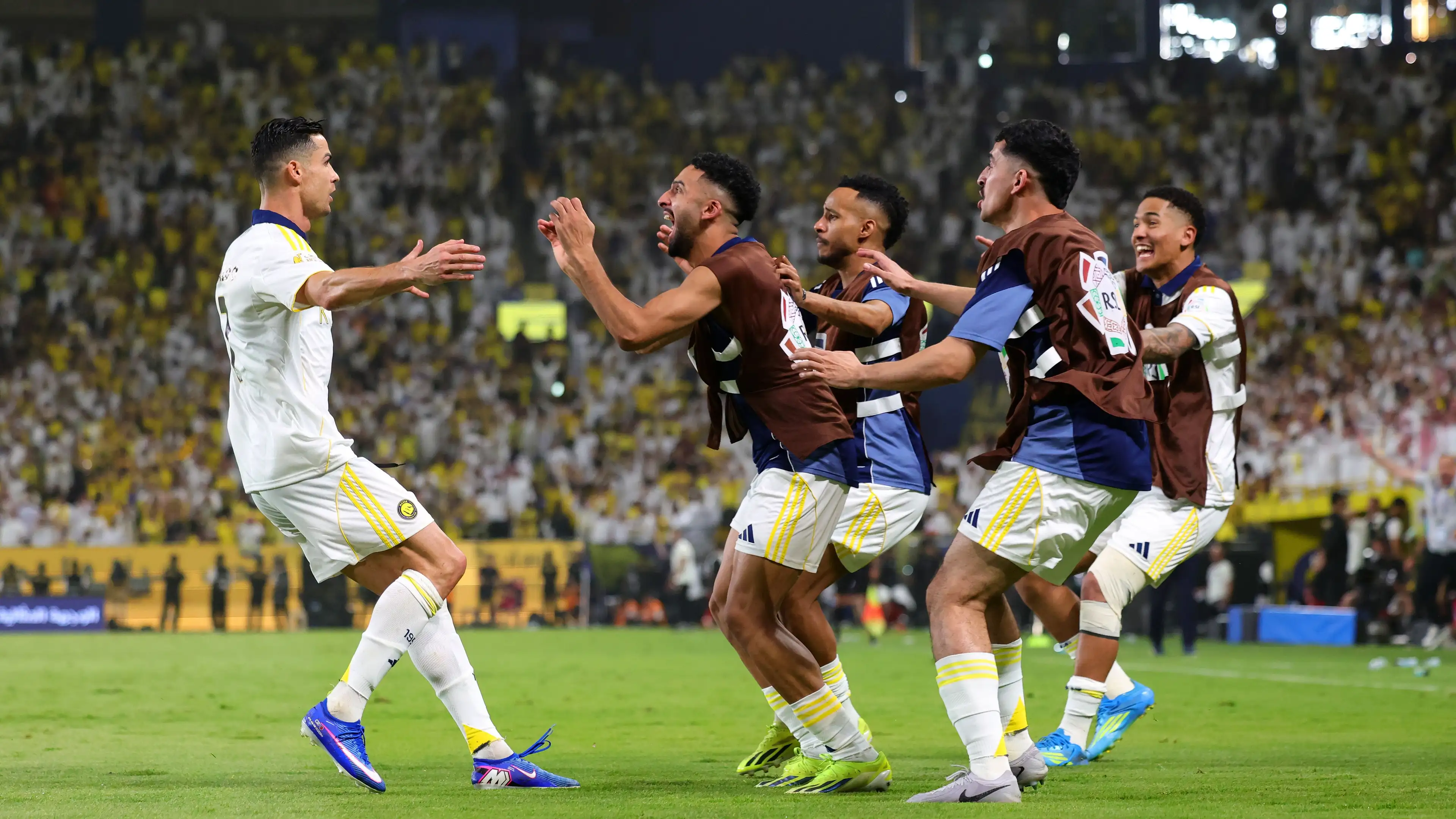 Kepergian dalam Waktu Dekat: Apakah Al Nassr akan Menjalani Musim Baru dengan Dua Penyerang Saja?