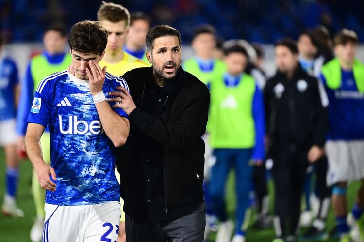 Cesc Fabregas Beri Kode soal Calon Penyerang Baru Como