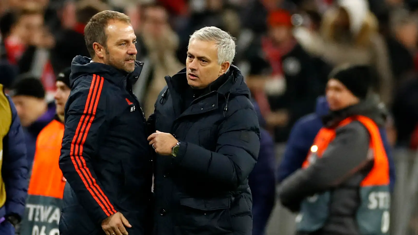 Mantan Bintang United: Flick Bakal Tamat jika Membiarkan Mourinho Melakukan Hal Ini