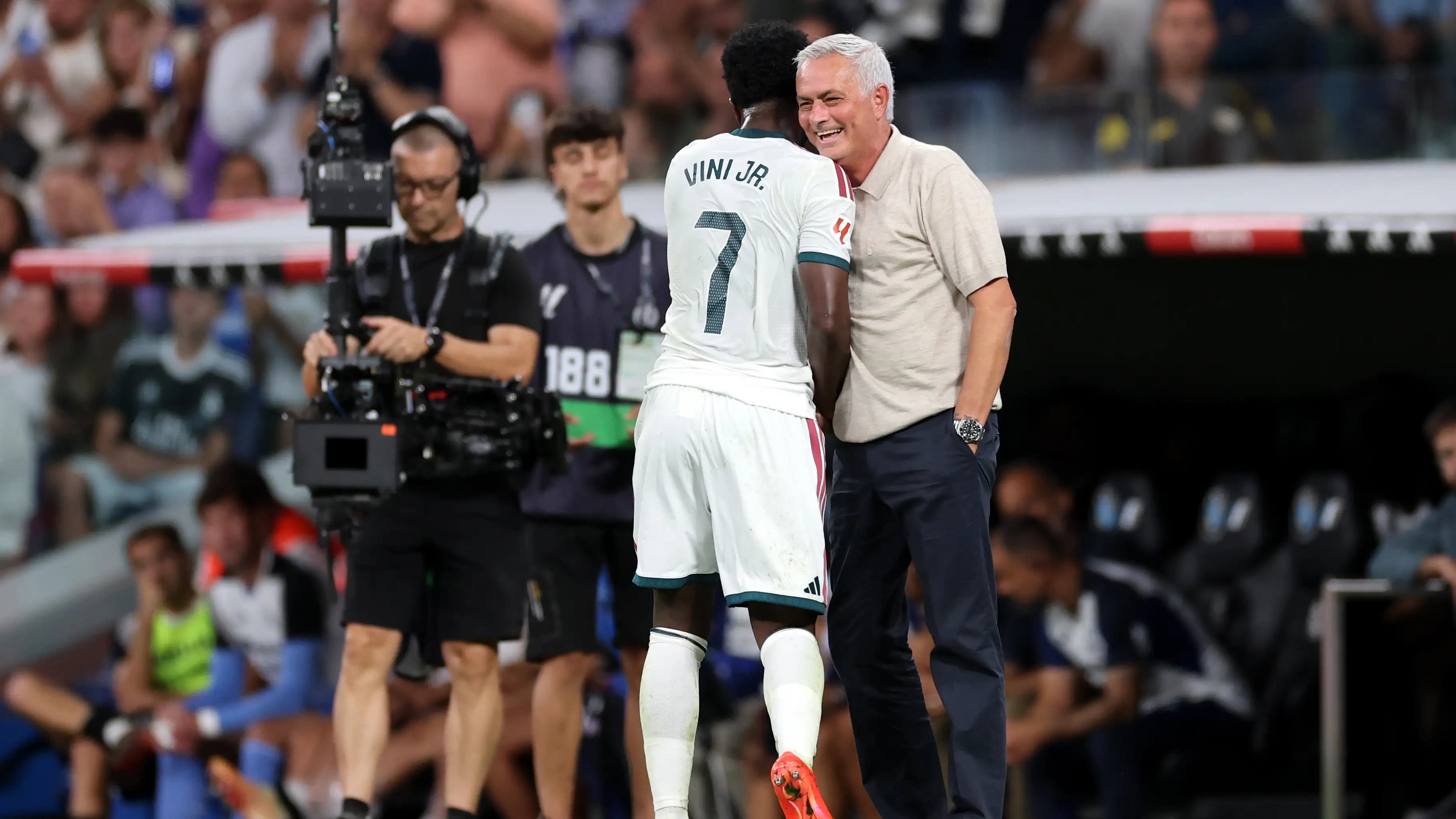 Mourinho: Pemain Ini Dicoret dari Laga Kontra Villarreal, dan Saya Tidak Akan Bersembunyi demi Vinicius