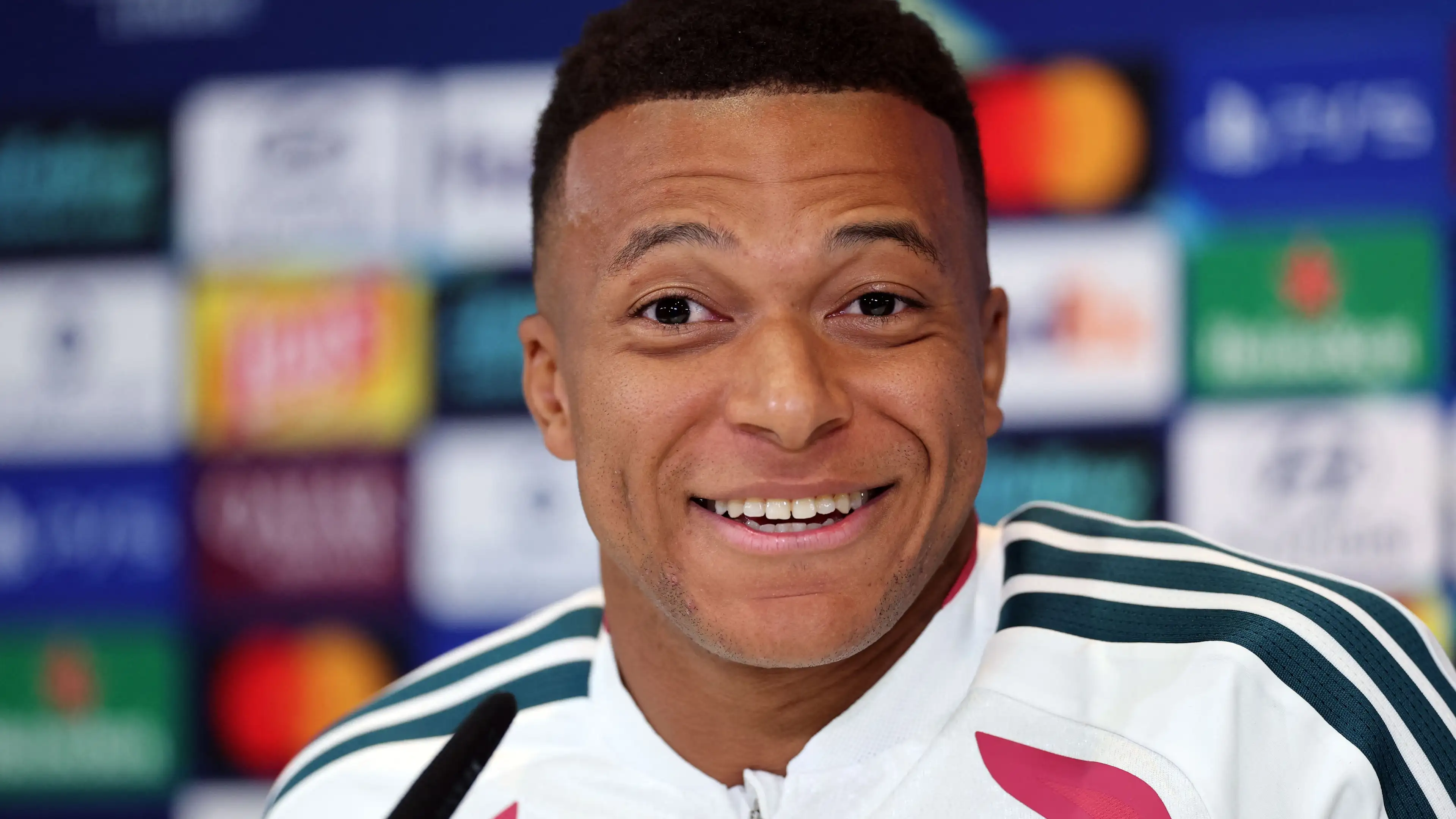 "Apakah kamu tahu apa artinya orang Polandia?" - Pertanyaan mengejutkan yang membuat Mbappe tertawa dan memanaskan El Clasico