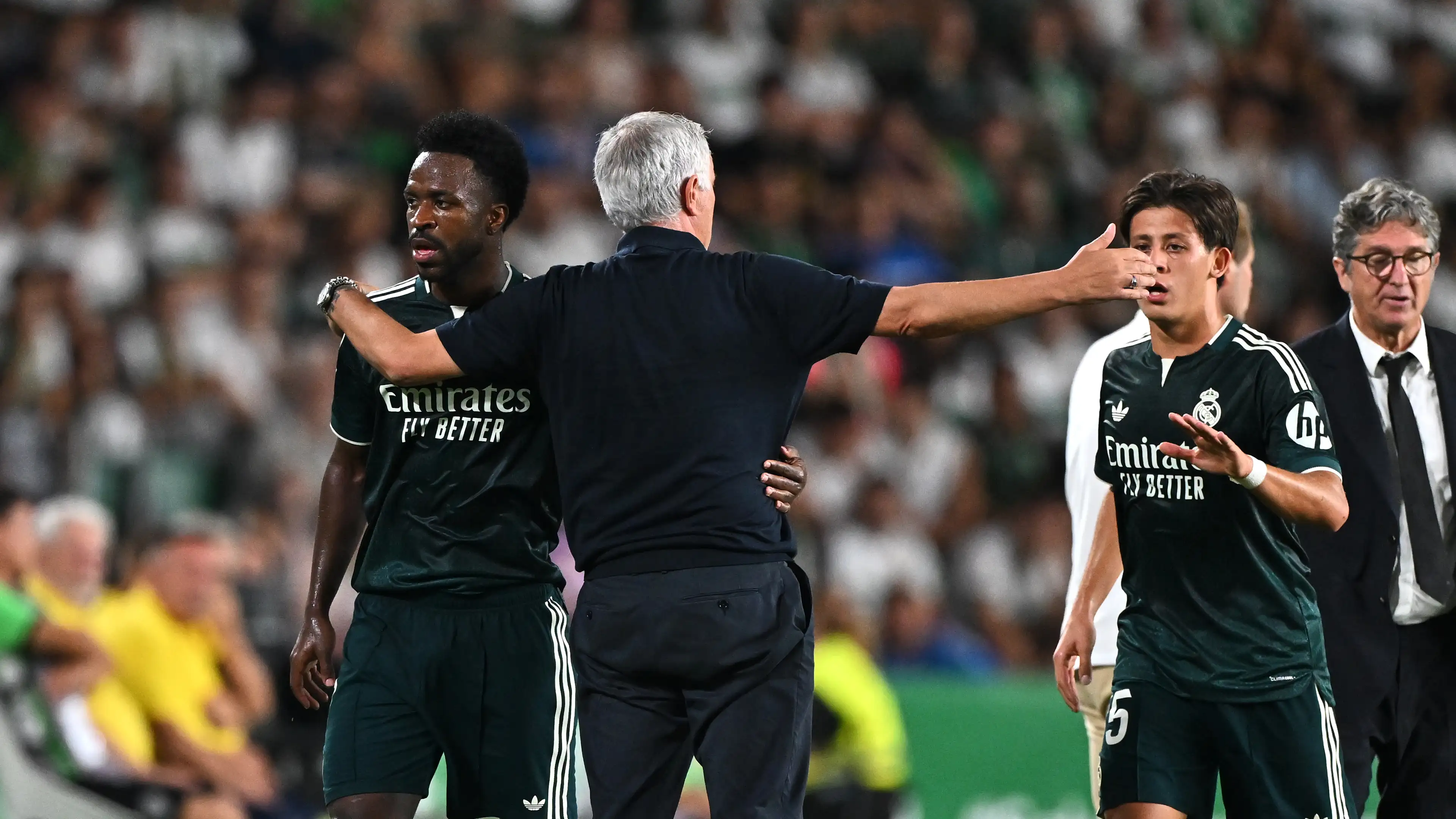 "Tak Ada Tempat untuk Mereka di Madrid": Media Spanyol Serang Mourinho dan Para Pemainnya Usai Bencana Derby