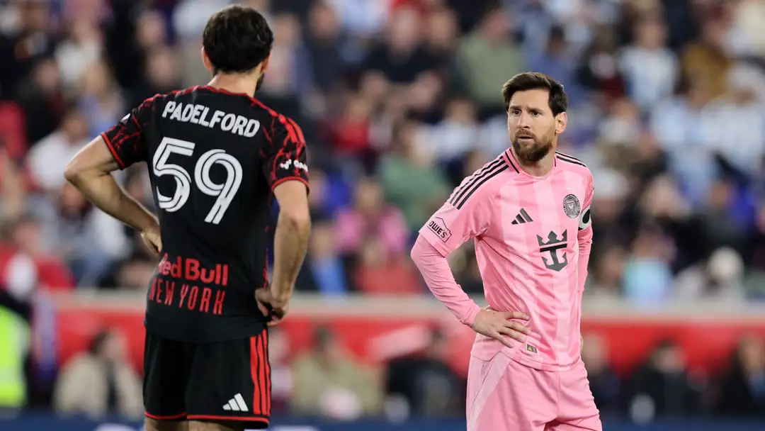 Magis Lionel Messi tak terlihat saat rentetan kemenangan Inter Miami terhenti setelah kalah dari New York Red Bulls