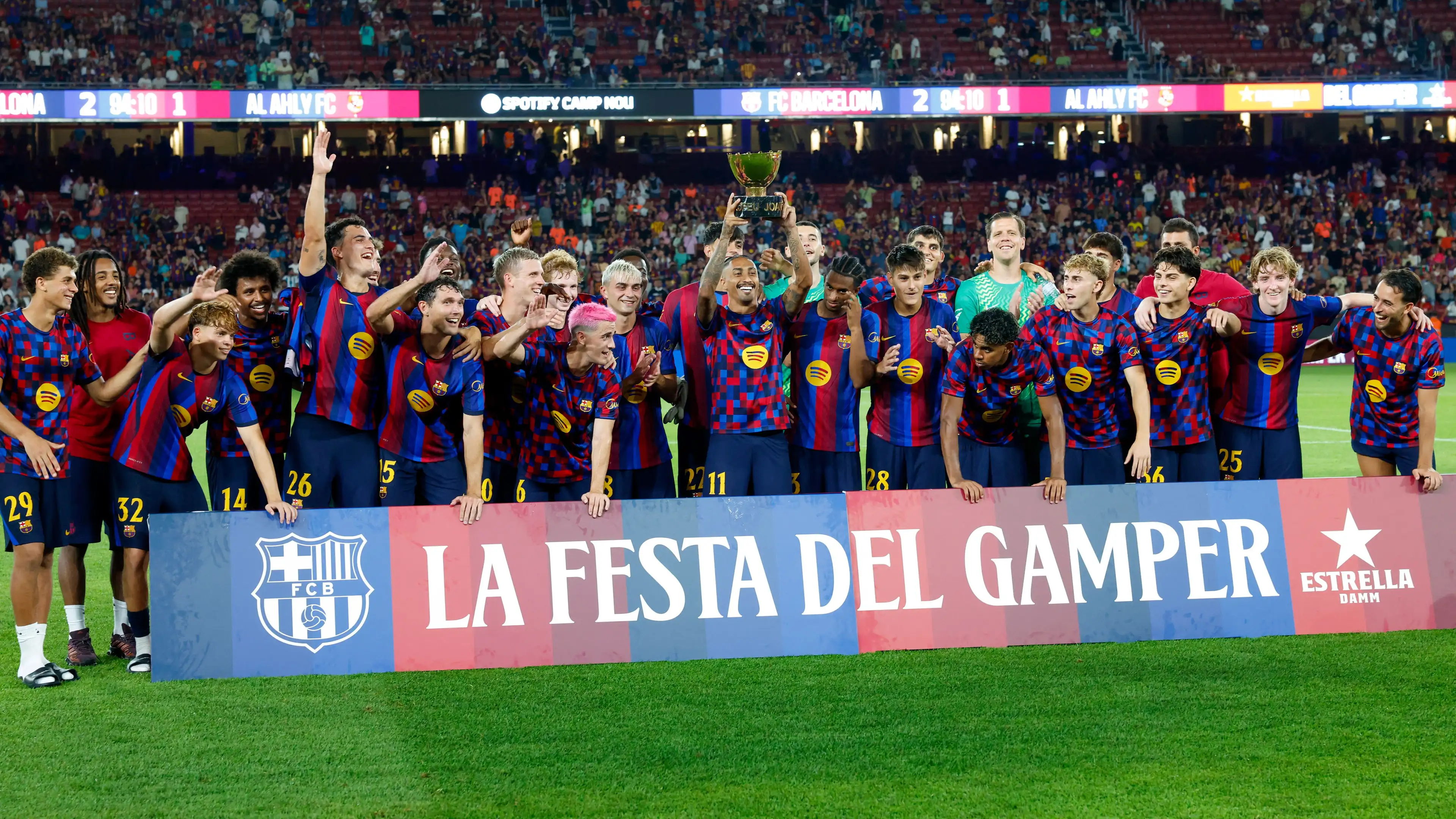 Setelah Atletico Madrid, Barcelona Terbentur Tembok Baru dalam Transfer Sang Penyerang