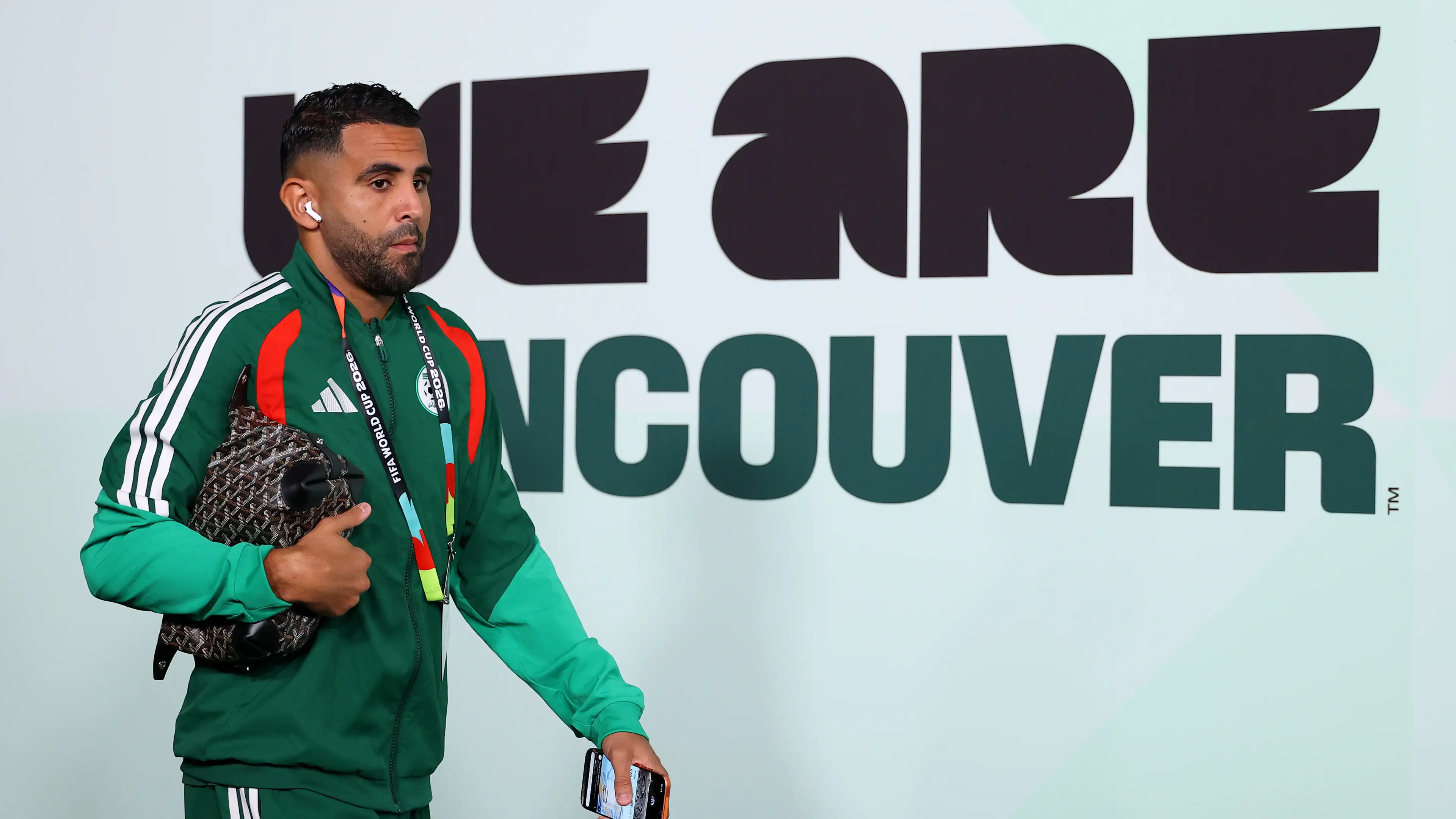 Satu Langkah Lagi, Mahrez Menuju Klub Barunya