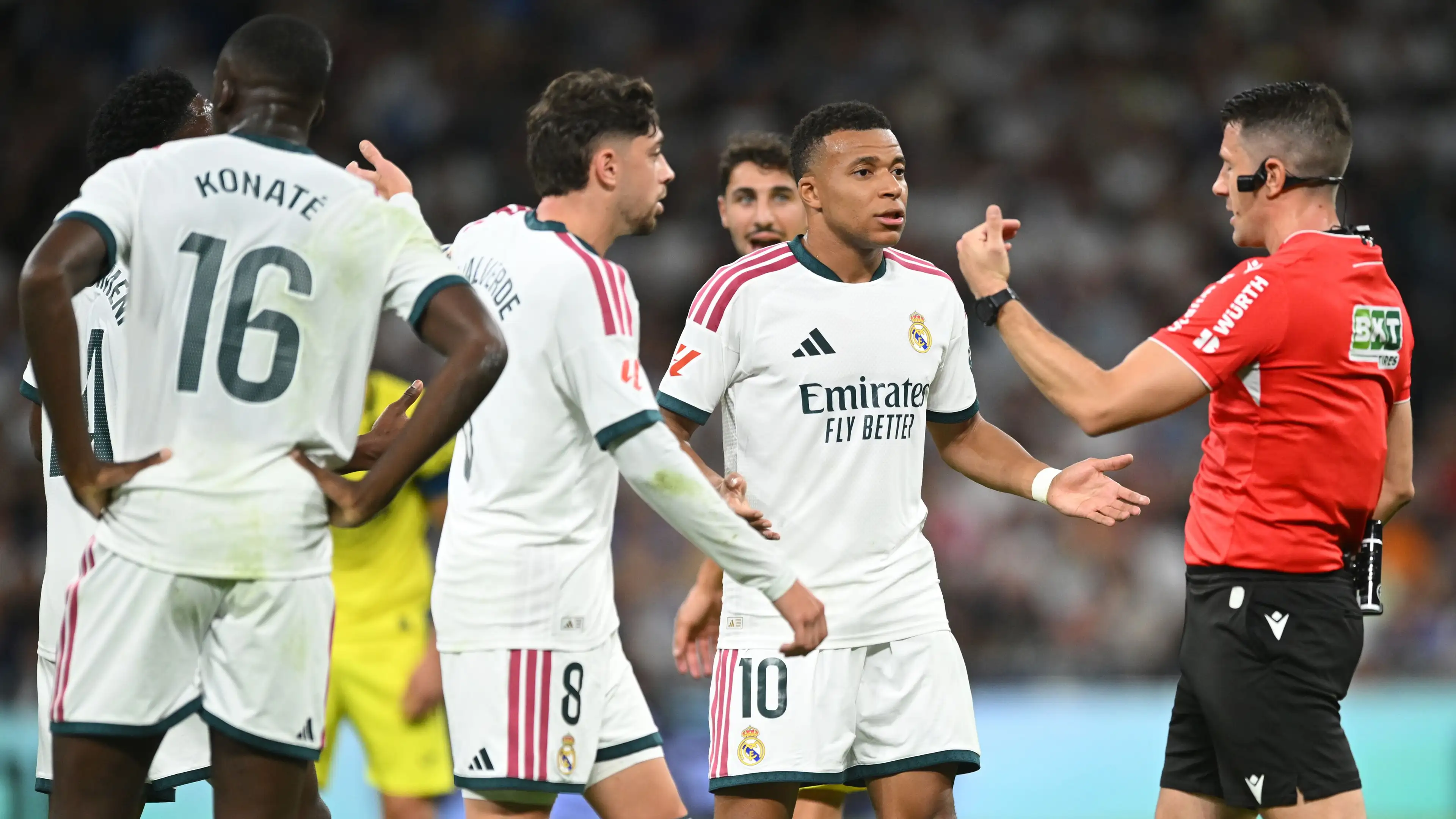 Bernabeu Bergolak: Teriakan Cemoohan Mengejar Para Pemain Real Madrid saat Hadapi Villarreal