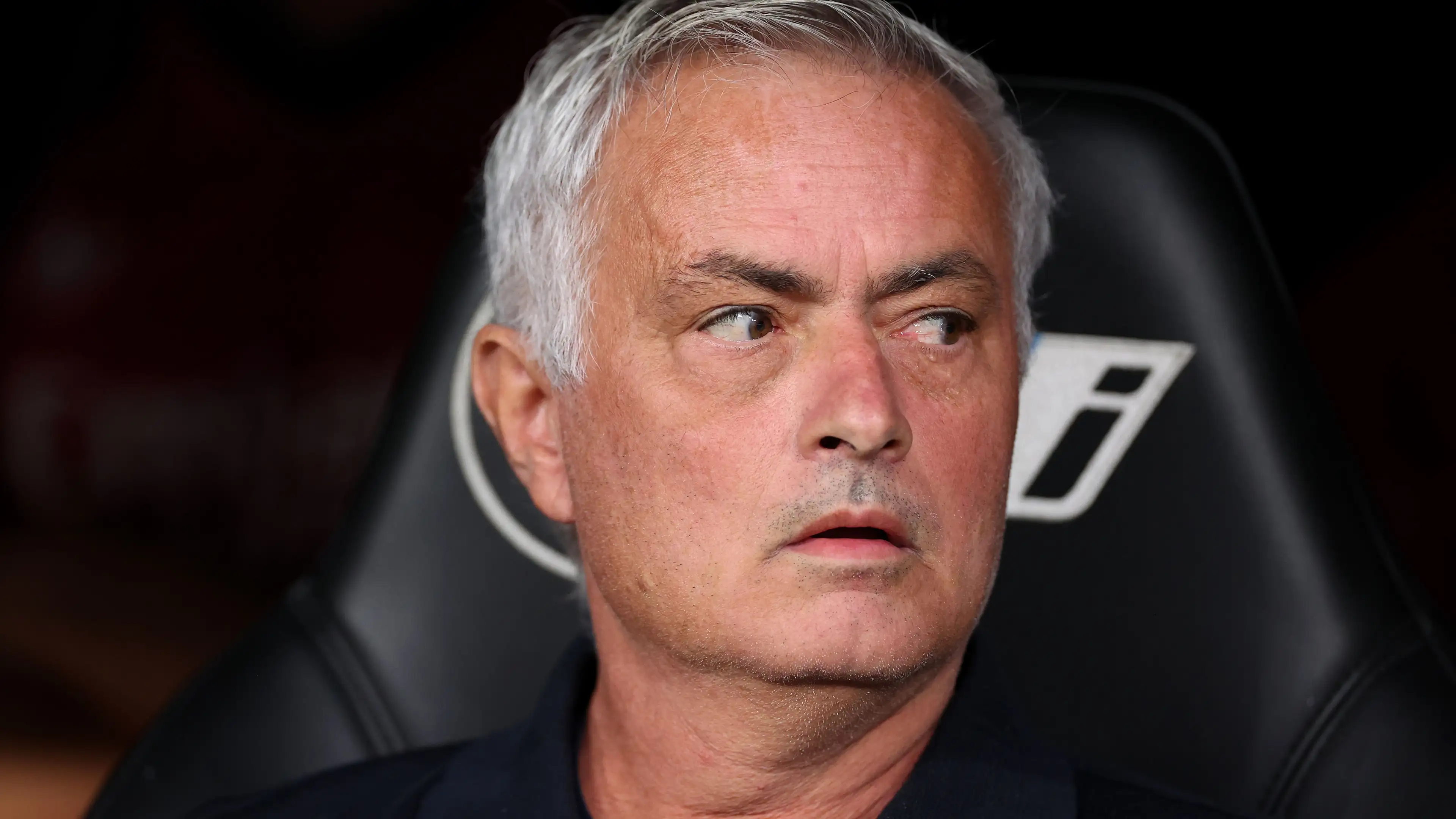 "Tidak berkembang selama 20 tahun": Kritik pedas terhadap gaya Mourinho bersama para "bintang besar" Real Madrid