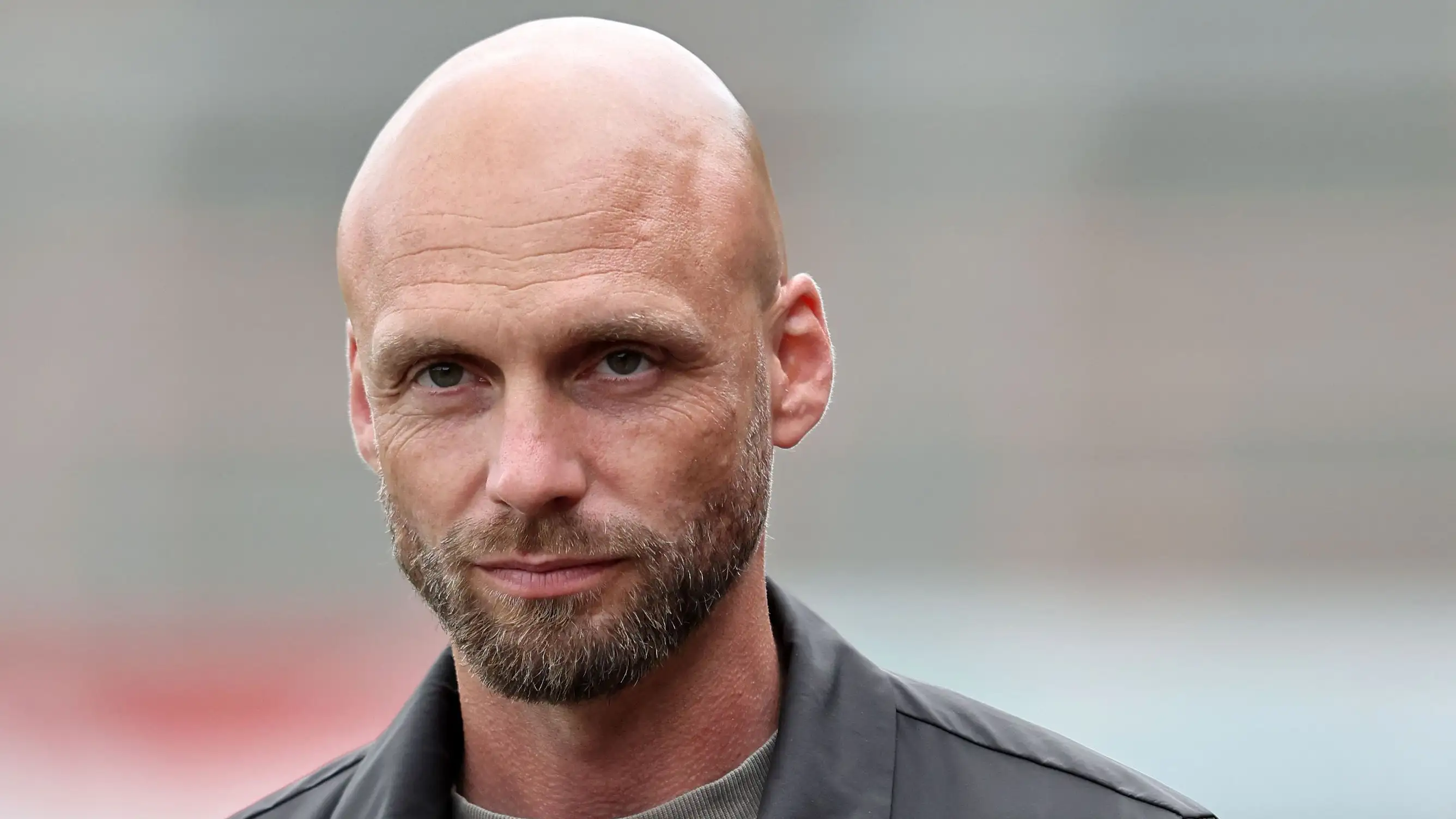 "Ia tetap di sini": BVB harus melupakan transfer pemain Bundesliga dan calon harapan potensial DFB