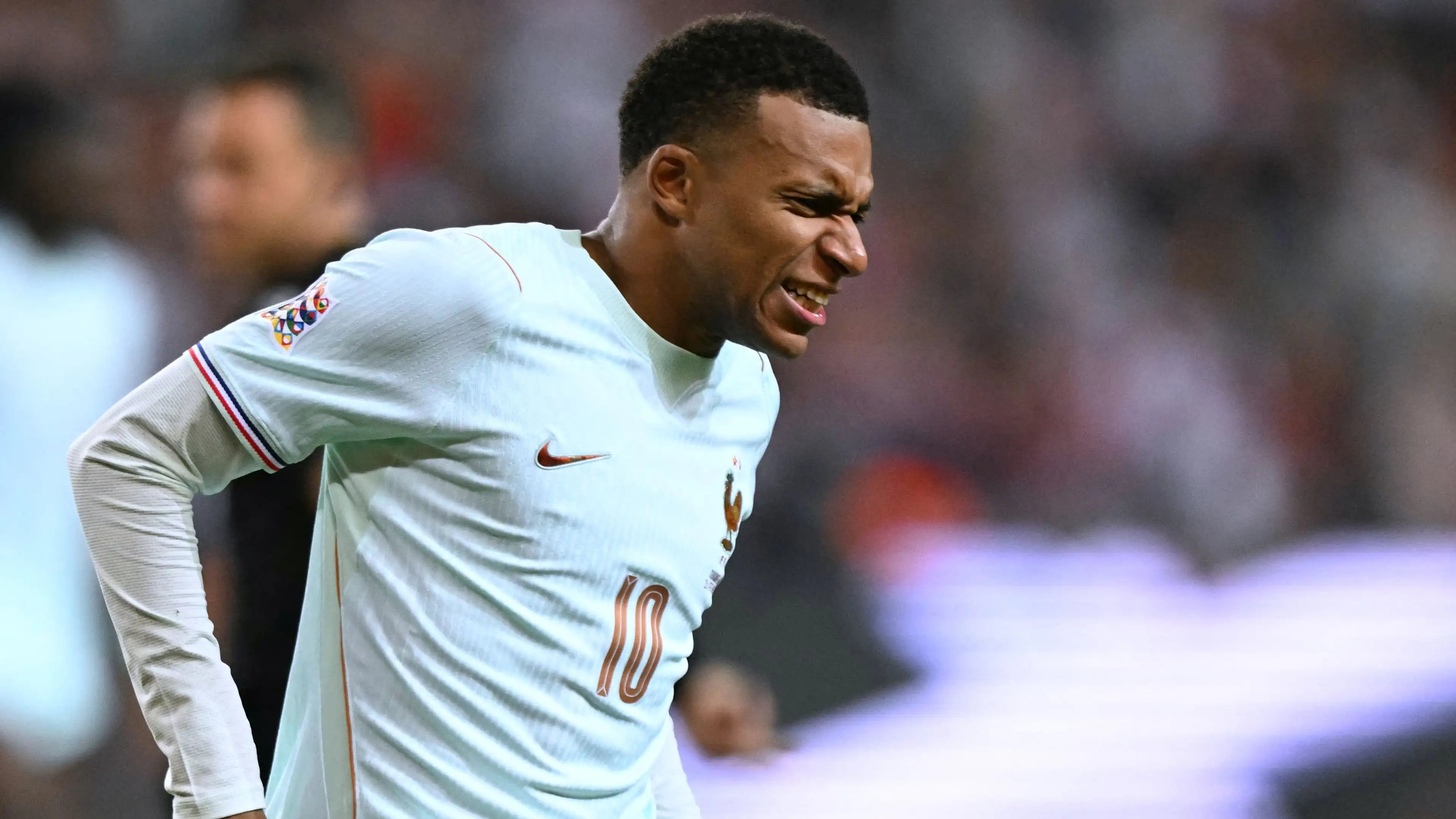 Apakah masalah ini akan berlanjut hingga El Clasico? Ketegangan besar di media Madrid setelah cedera Mbappe