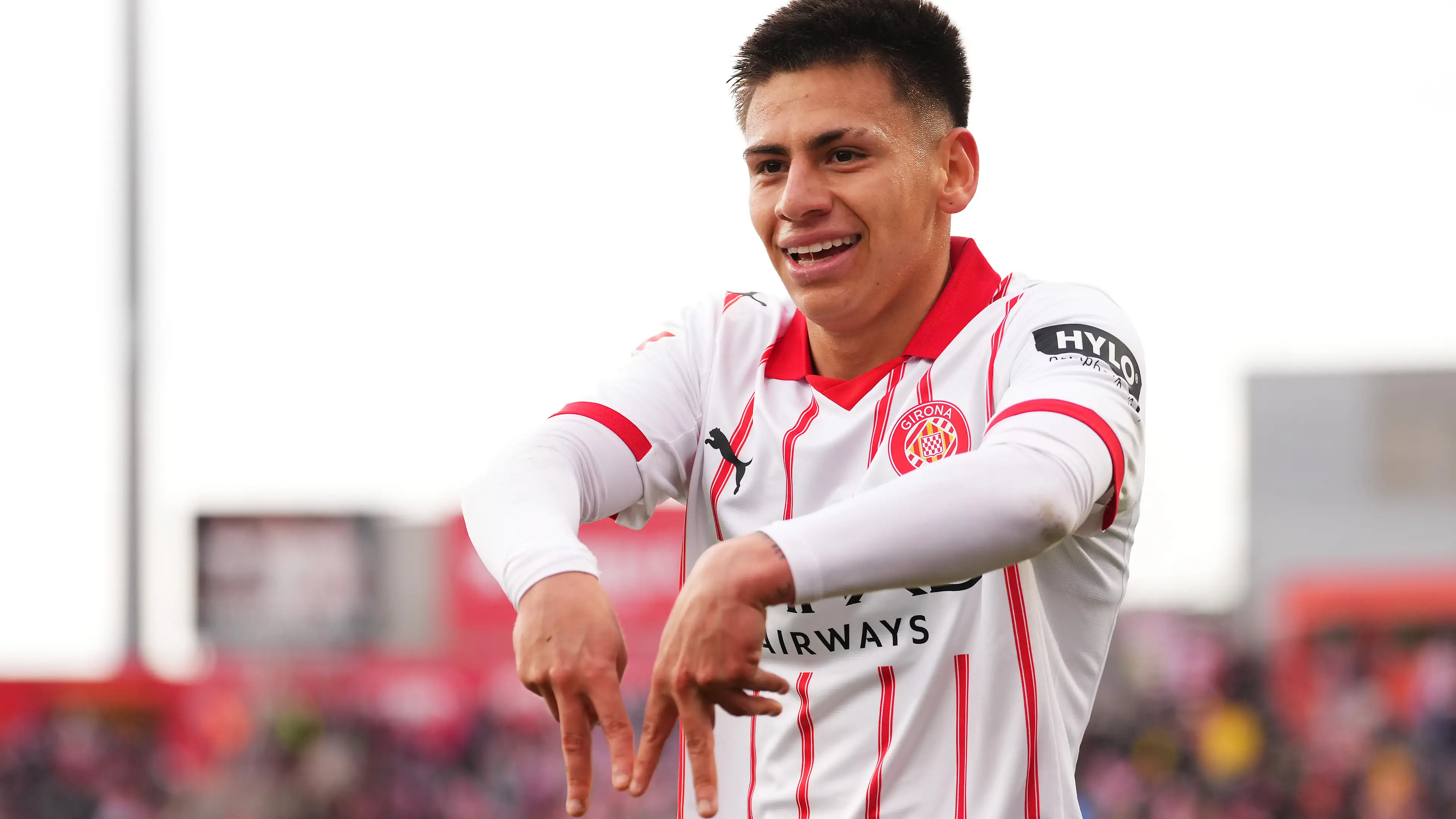 Benfica segera dapatkan Echeverri: kesepakatan total dengan Manchester City, formula operasinya
