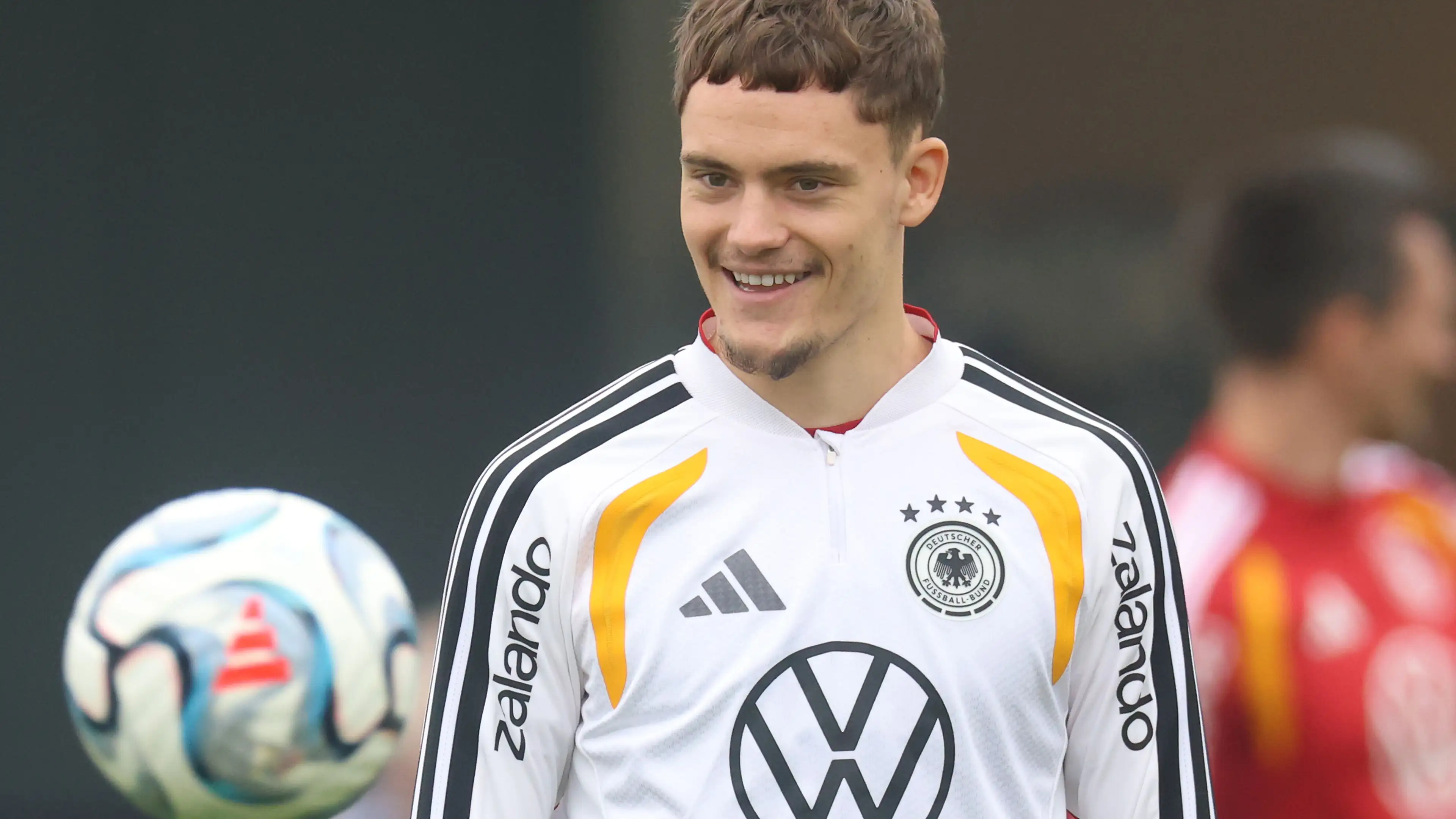Setelah perdebatan soal Kimmich, kini muncul pula masalah Musiala? Para pakar memberi pernyataan tegas soal Florian Wirtz